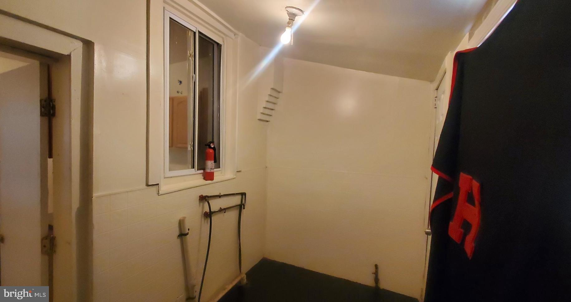 WEST PHILADELPHIA - Residential