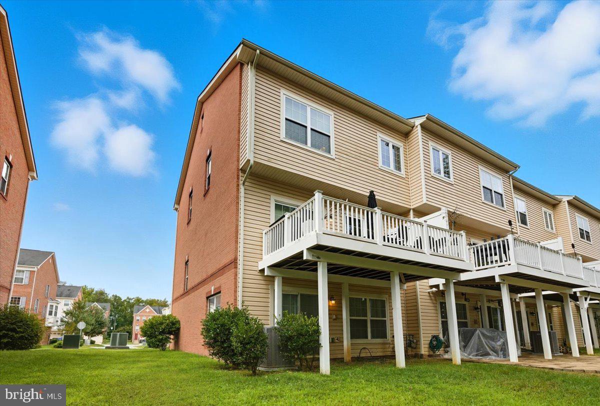 CHELSEA MANOR - Residential