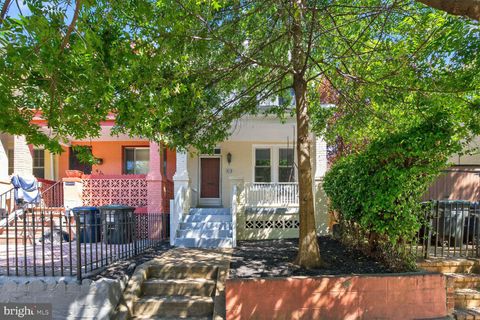 438 16TH STREET SE WASHINGTON DC 20003