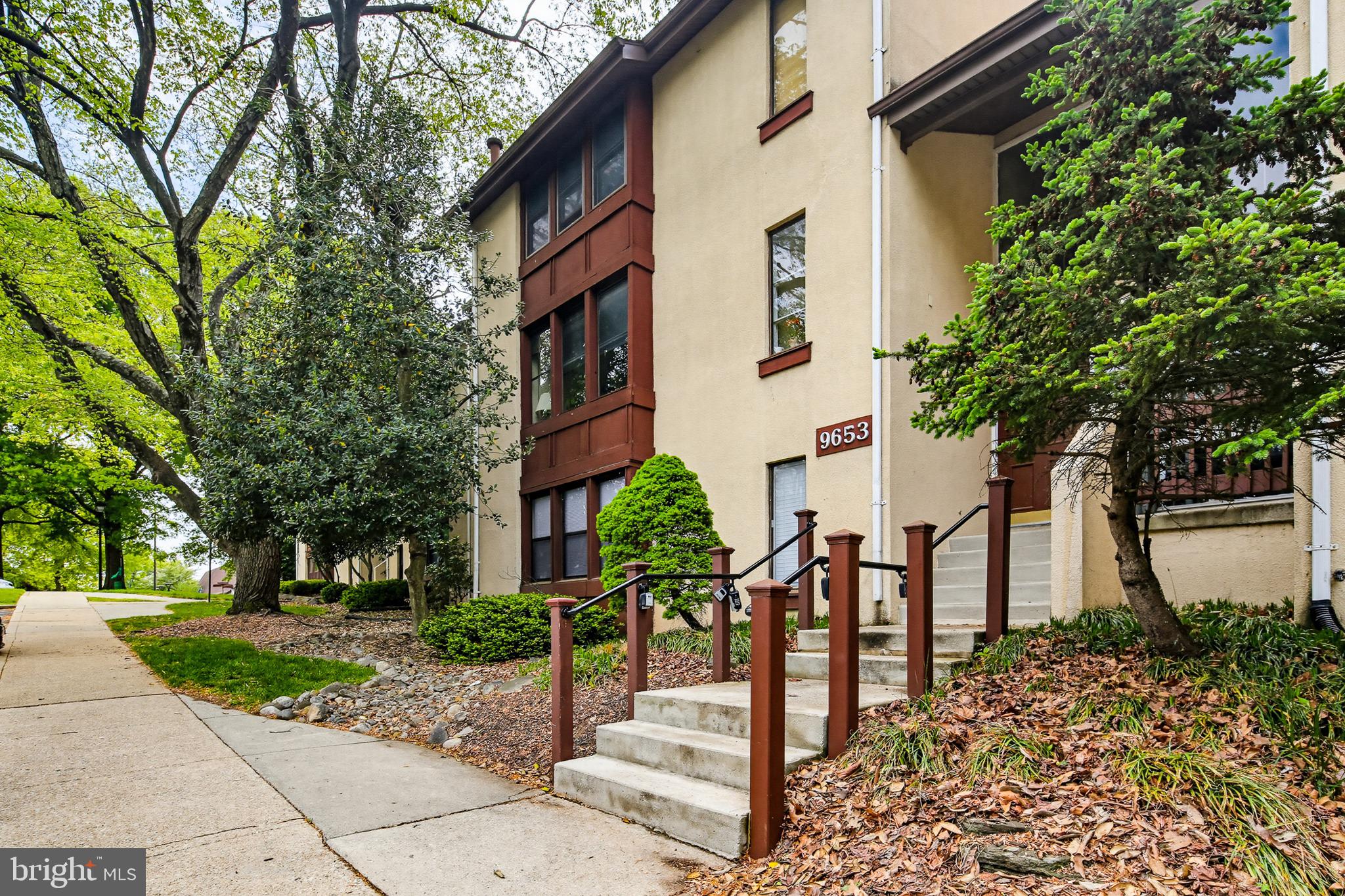 VOM VILLAGE CENTER - Residential