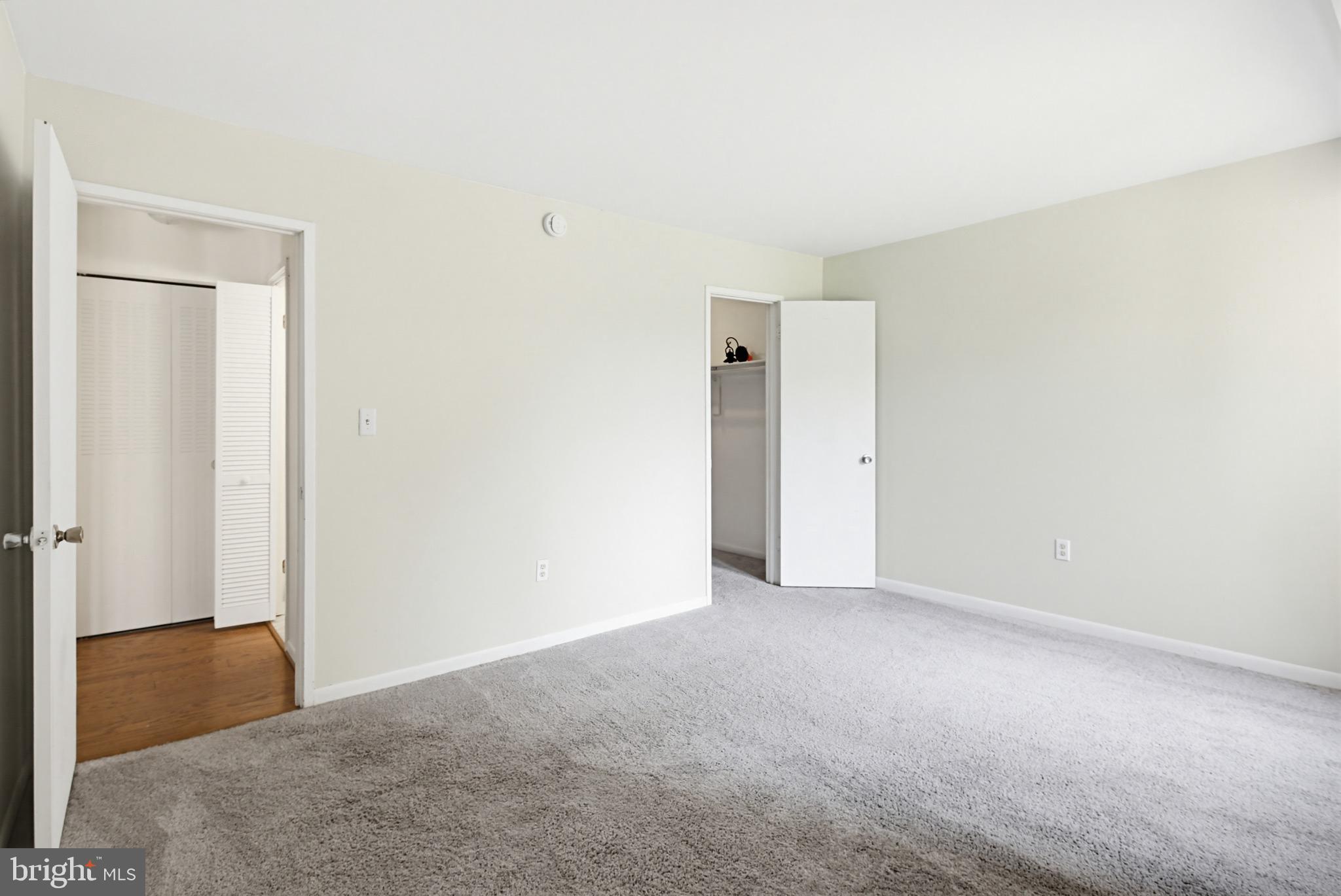 VOM VILLAGE CENTER - Residential