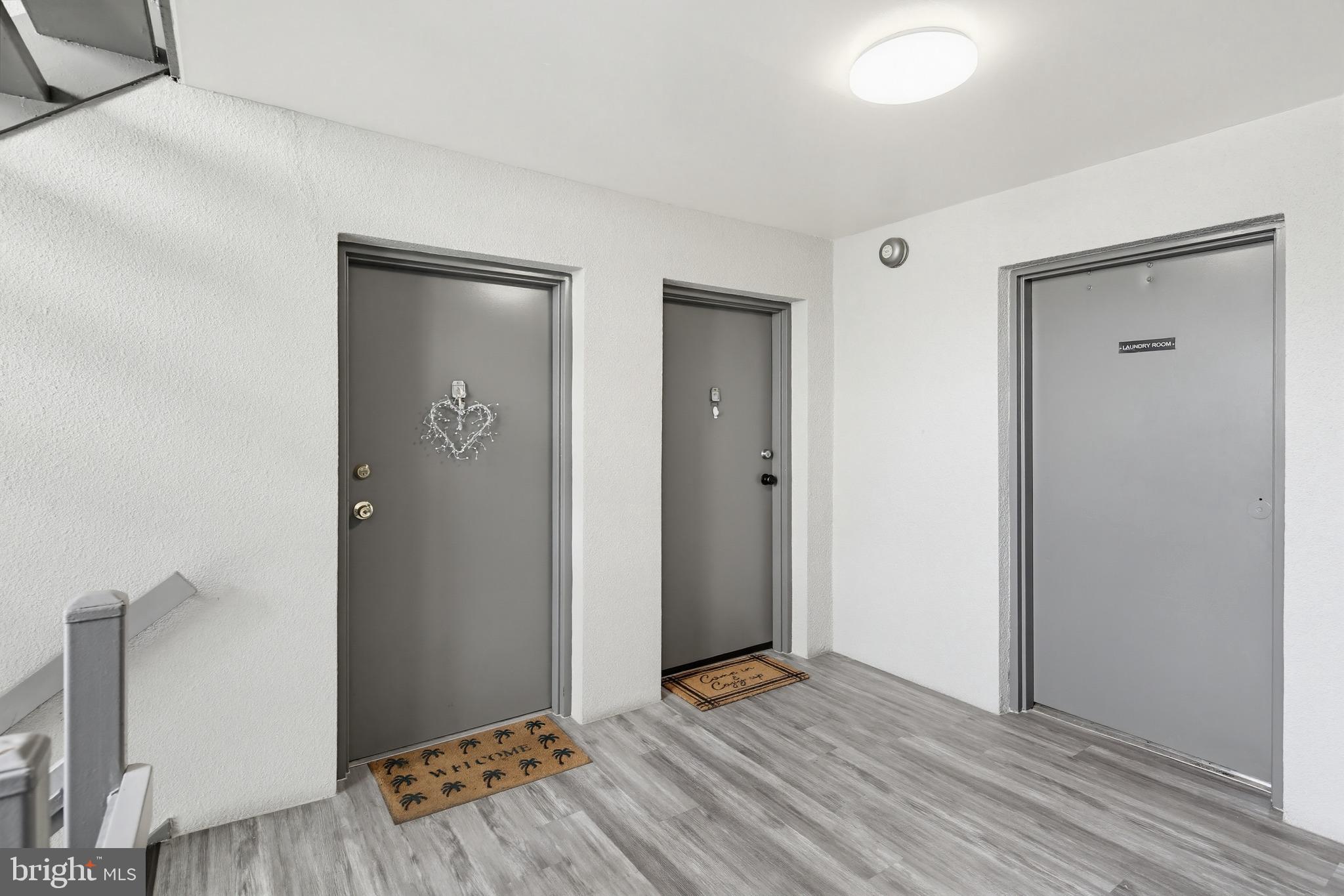 VOM VILLAGE CENTER - Residential