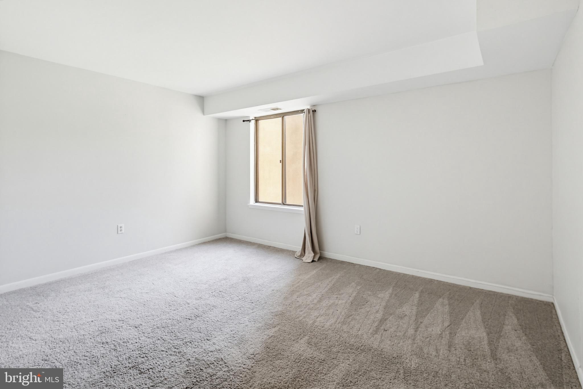 VOM VILLAGE CENTER - Residential