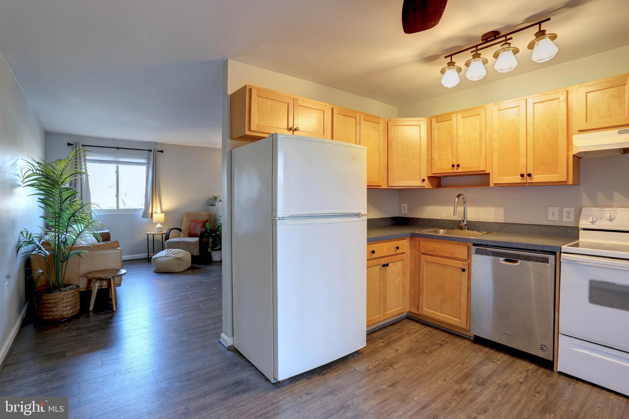 ULMSTEAD GARDENS - Residential