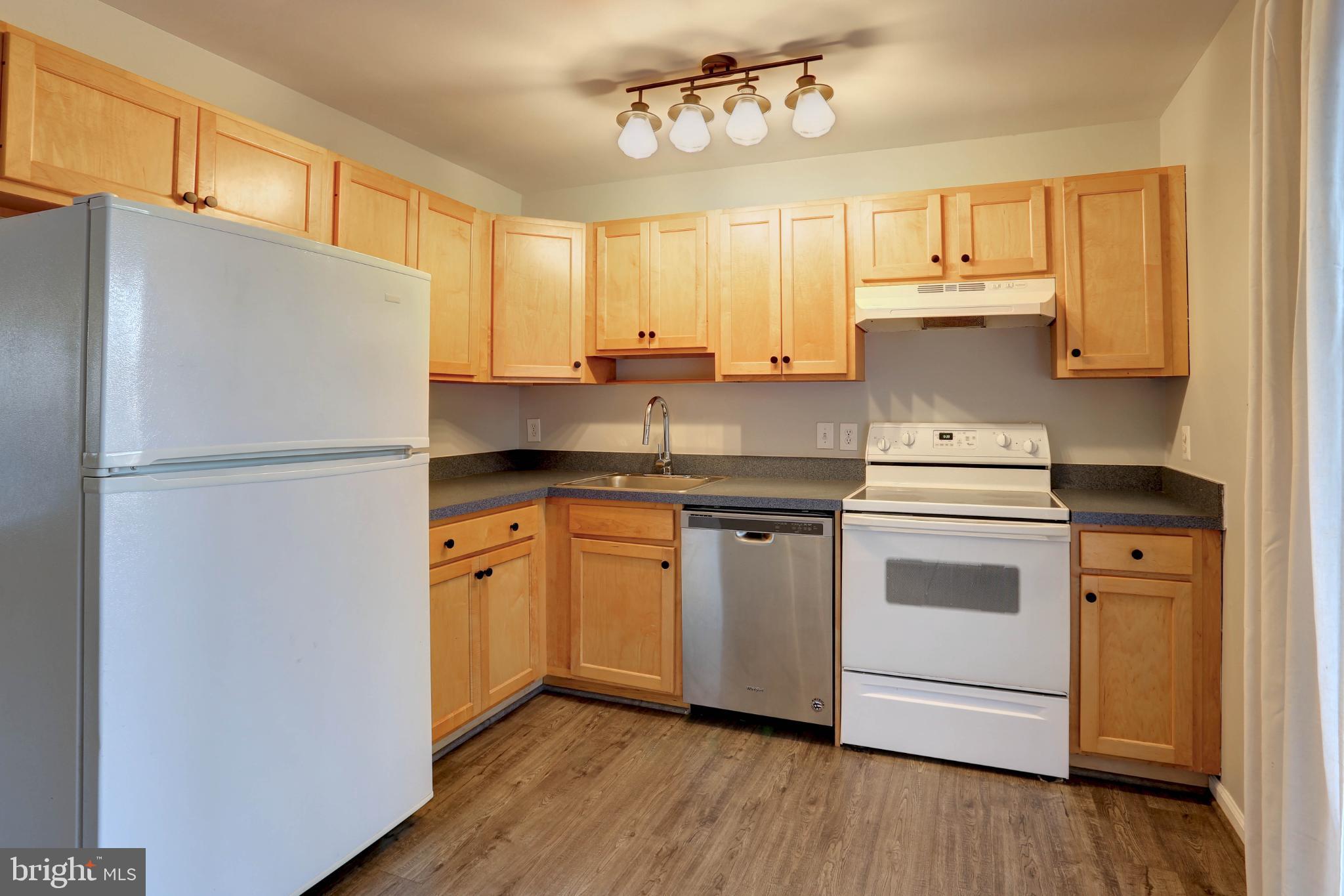 ULMSTEAD GARDENS - Residential