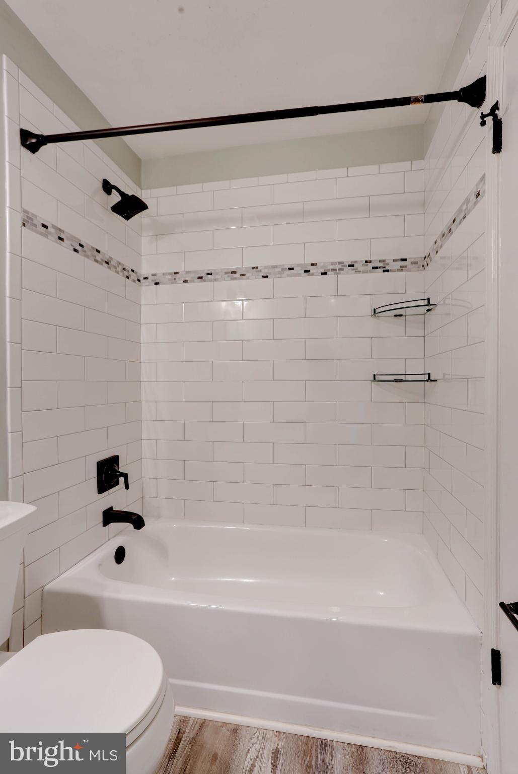 ULMSTEAD GARDENS - Residential