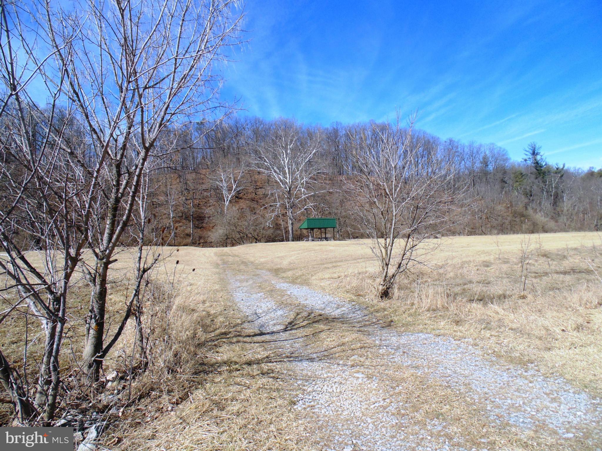 GRANT ACRES ESTATES - Land