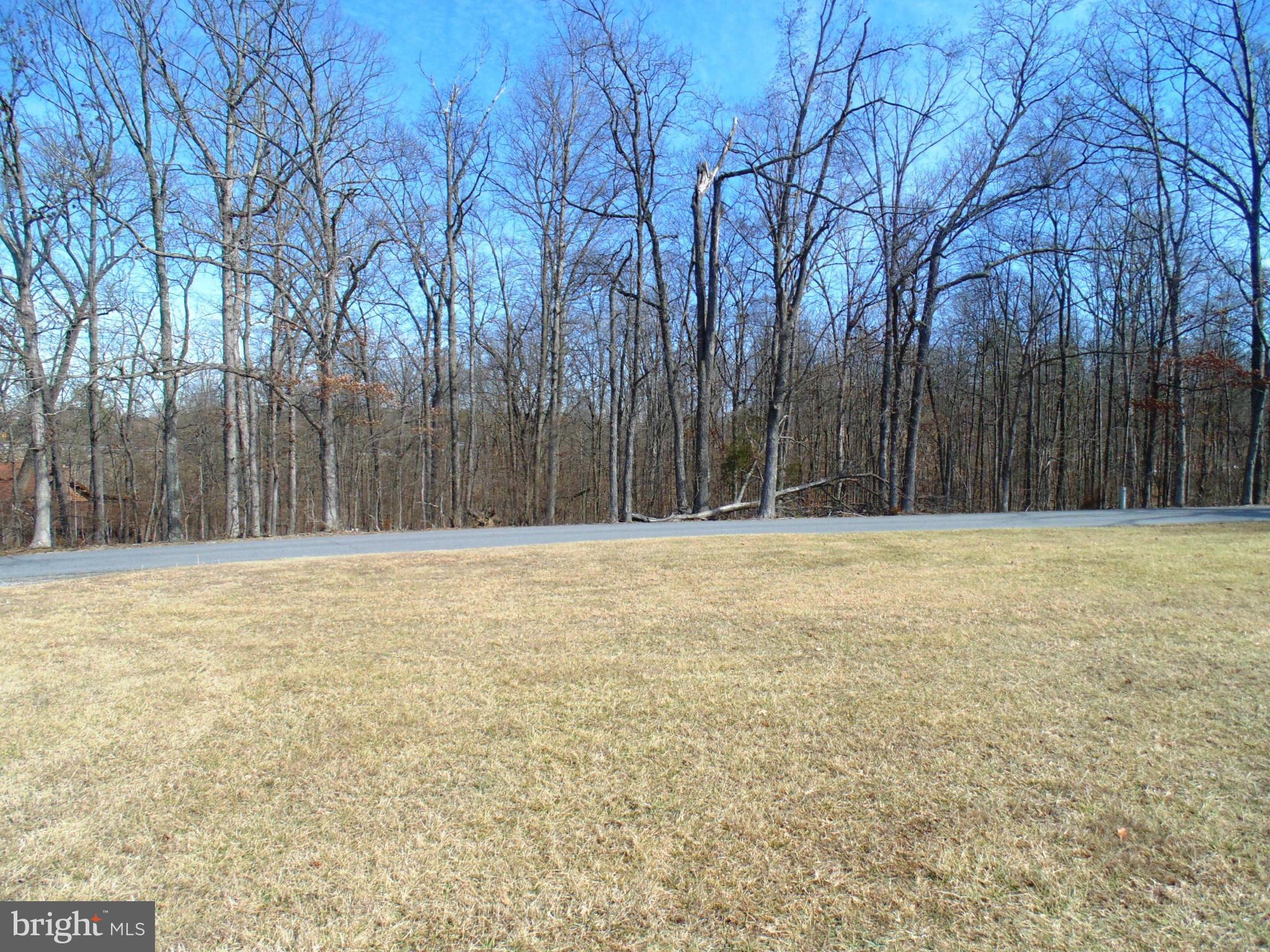 GRANT ACRES ESTATES - Land