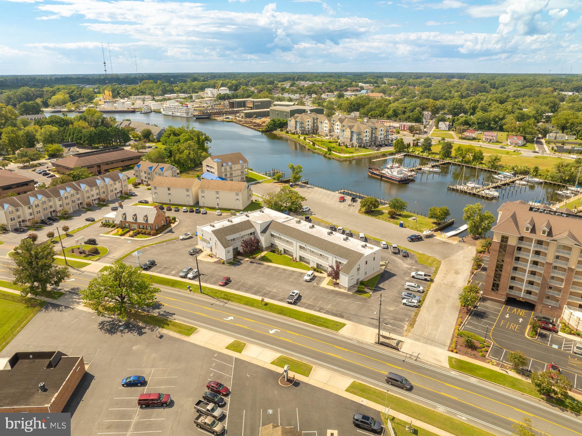 540 RIVERSIDE DRIVE 10