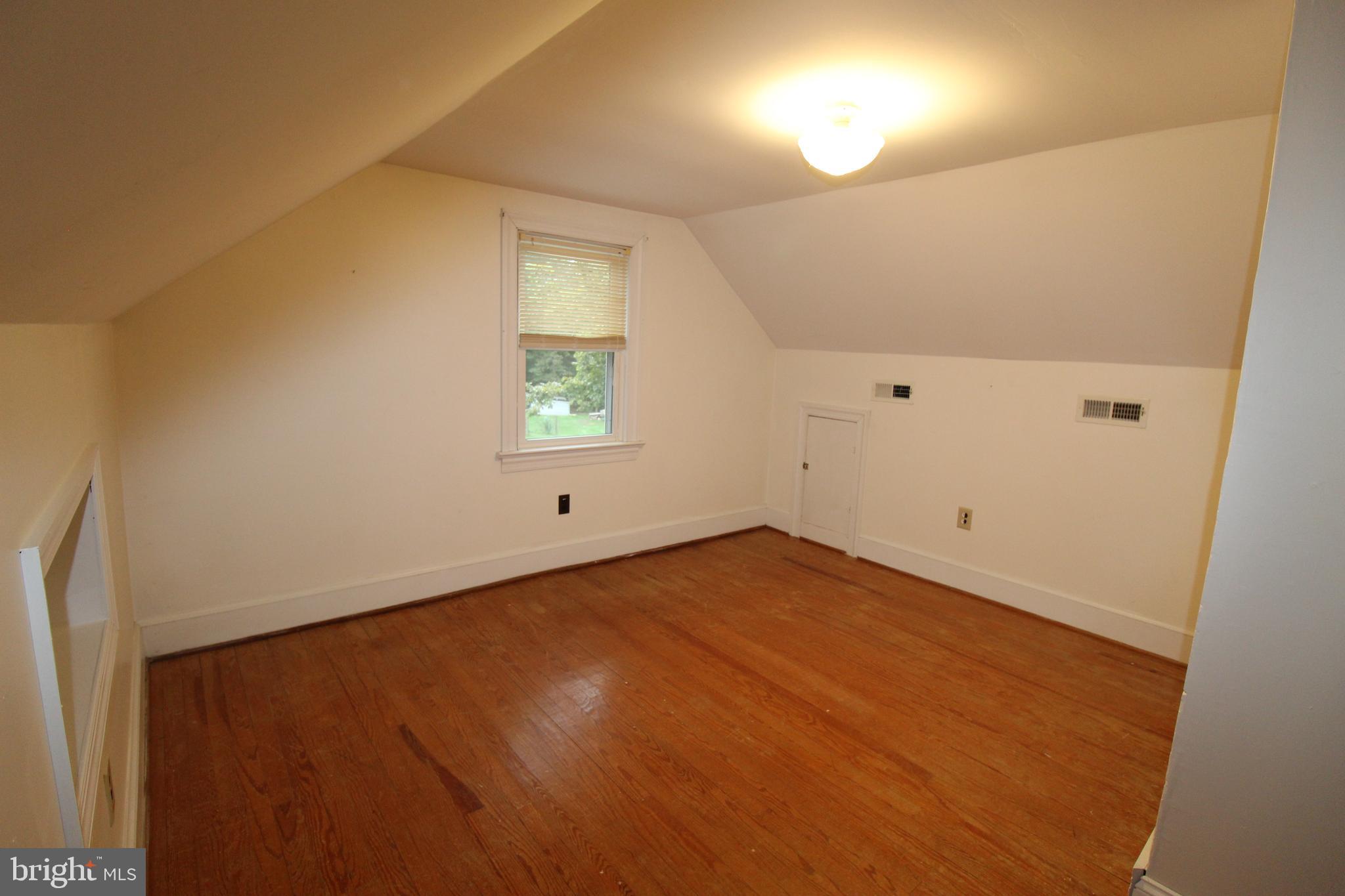 BOWLING GREEN PARK - Residential