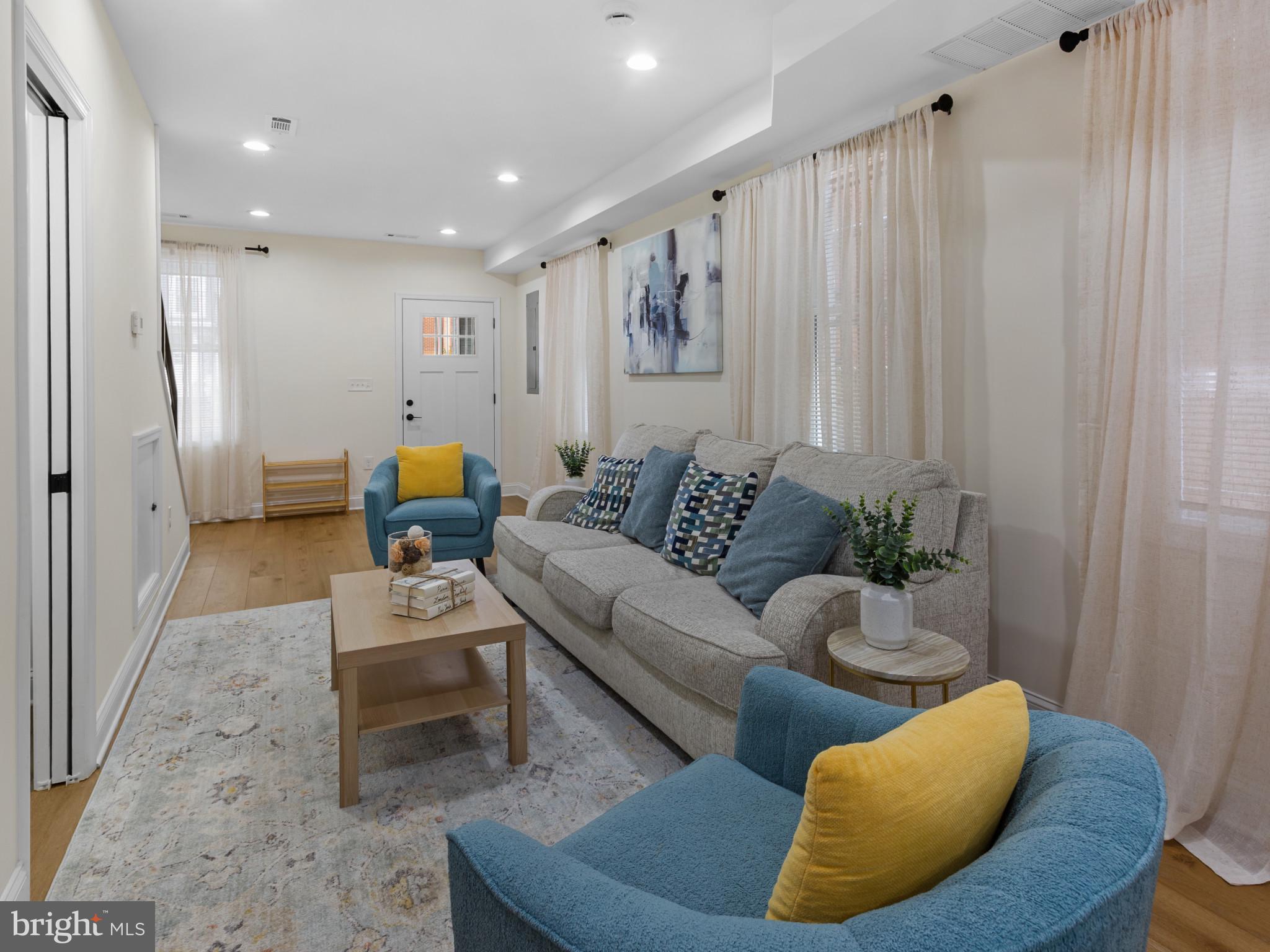 1834 PROVIDENCE STREET NE