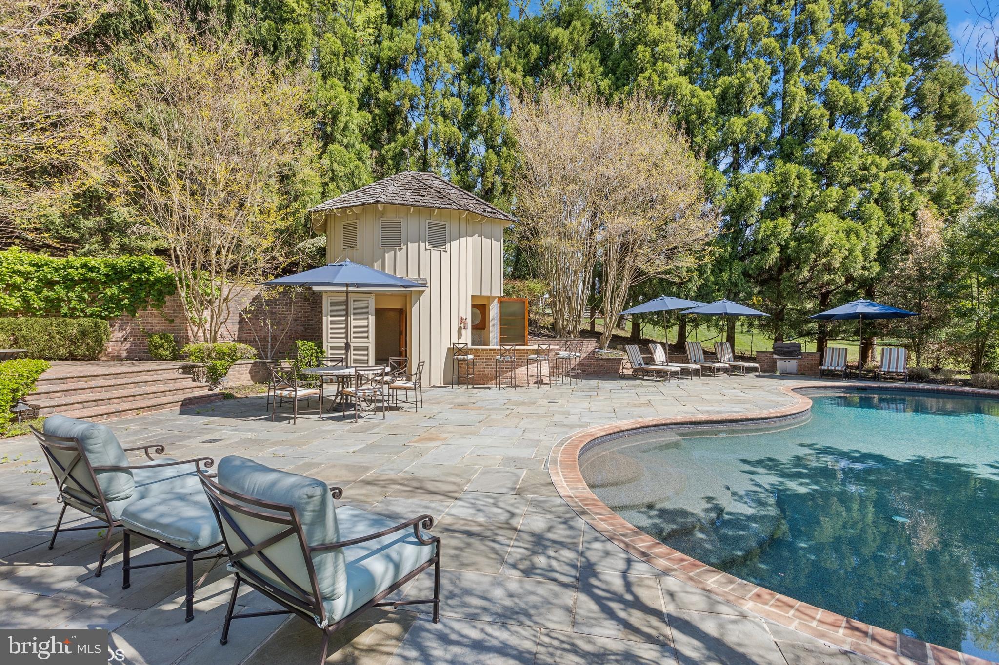 THE CLEARINGS - Residential