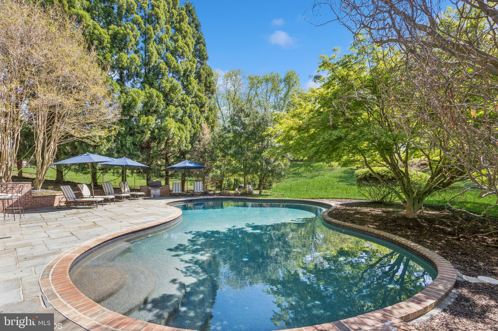 THE CLEARINGS - Residential