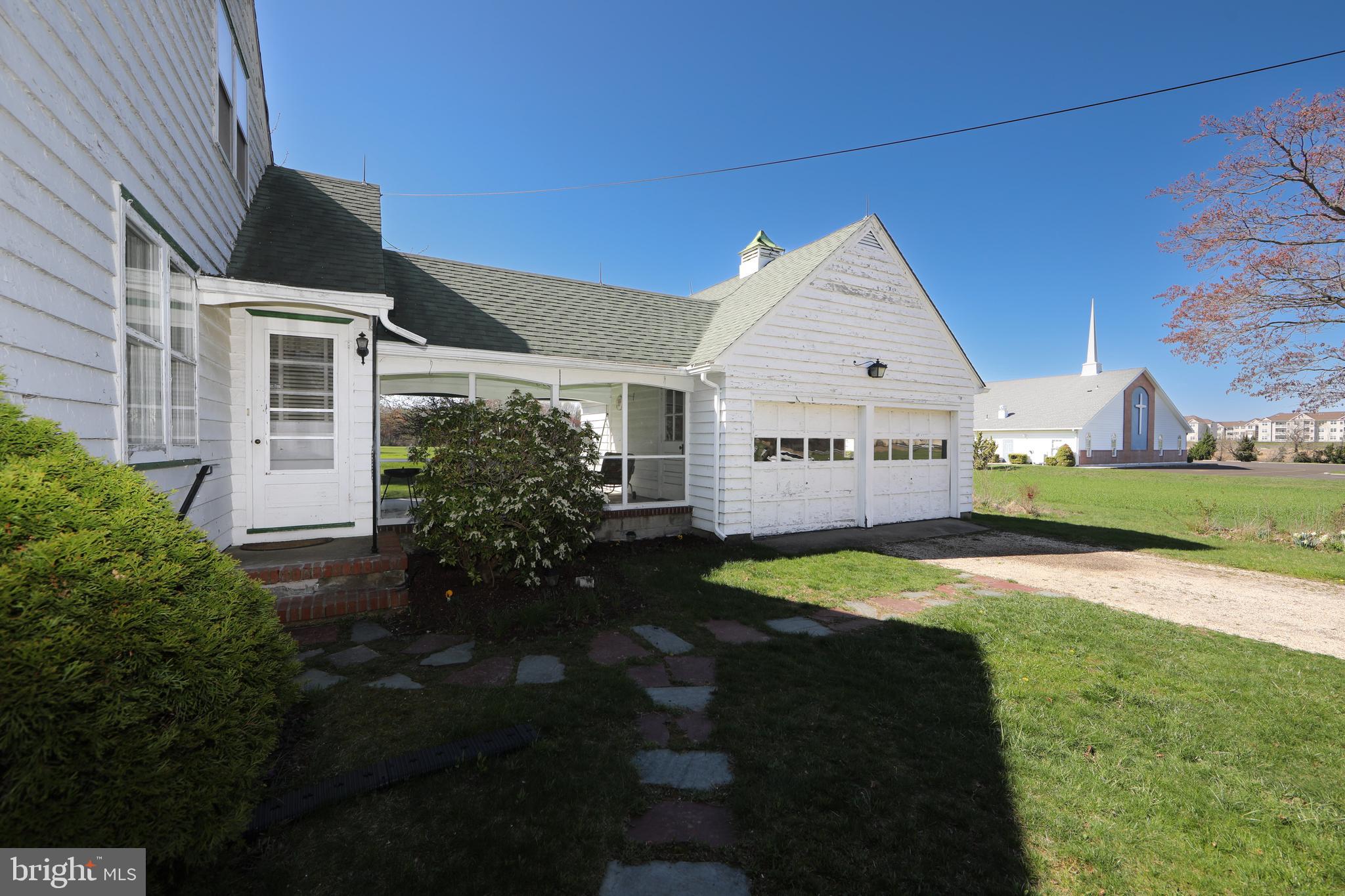 11 VALLEY FARM ROAD