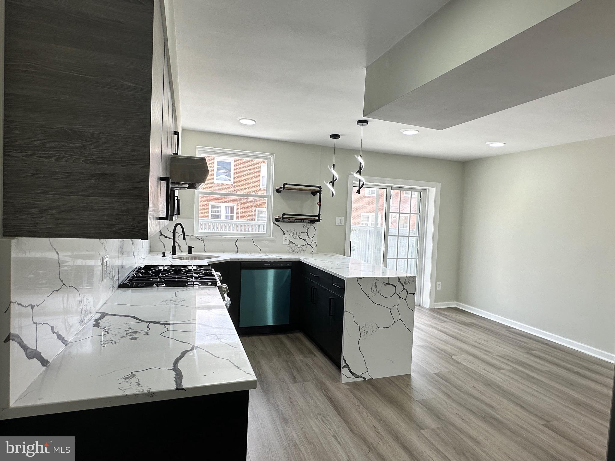 CASTOR GARDENS - Residential