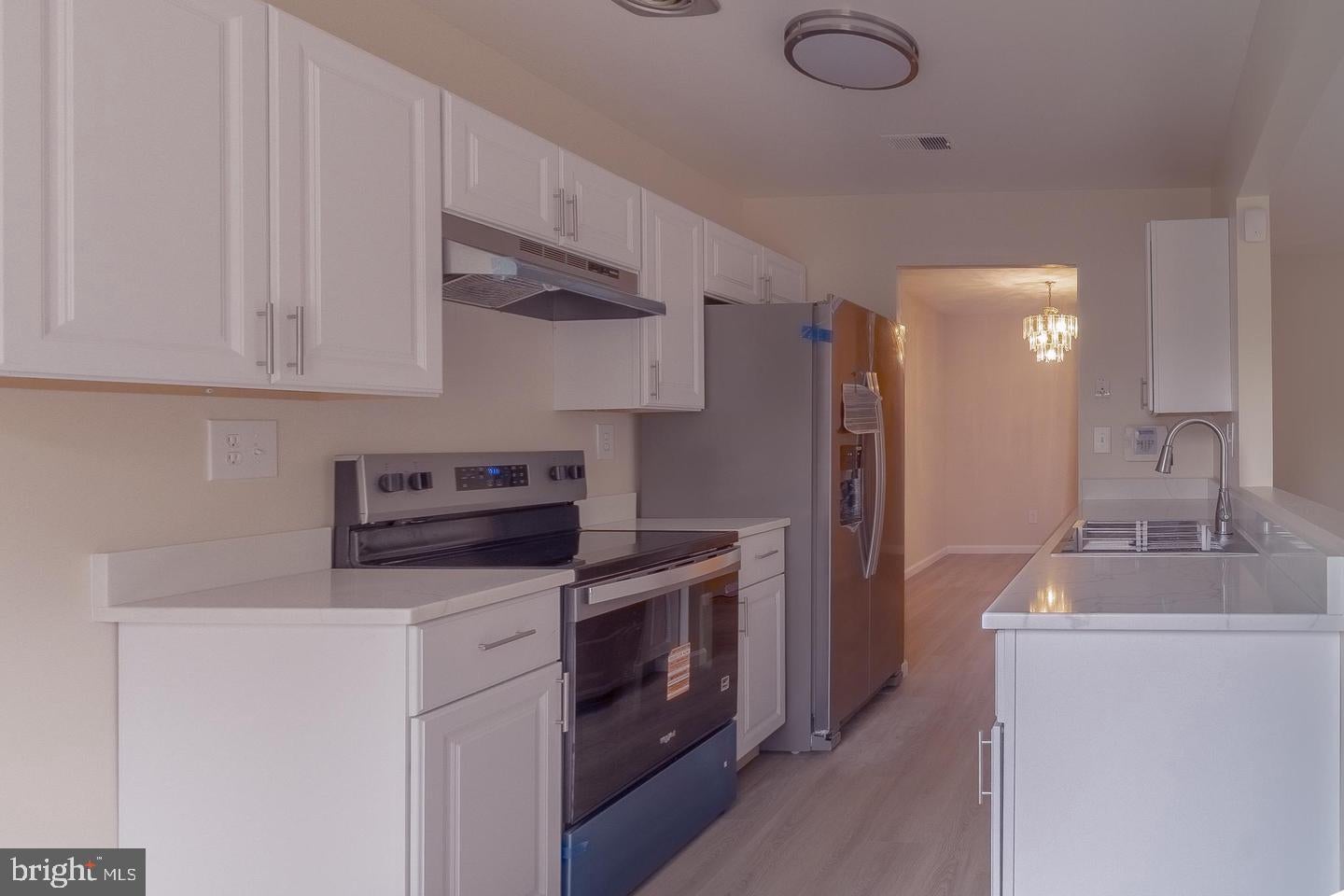 9416 PENSHURST COURT