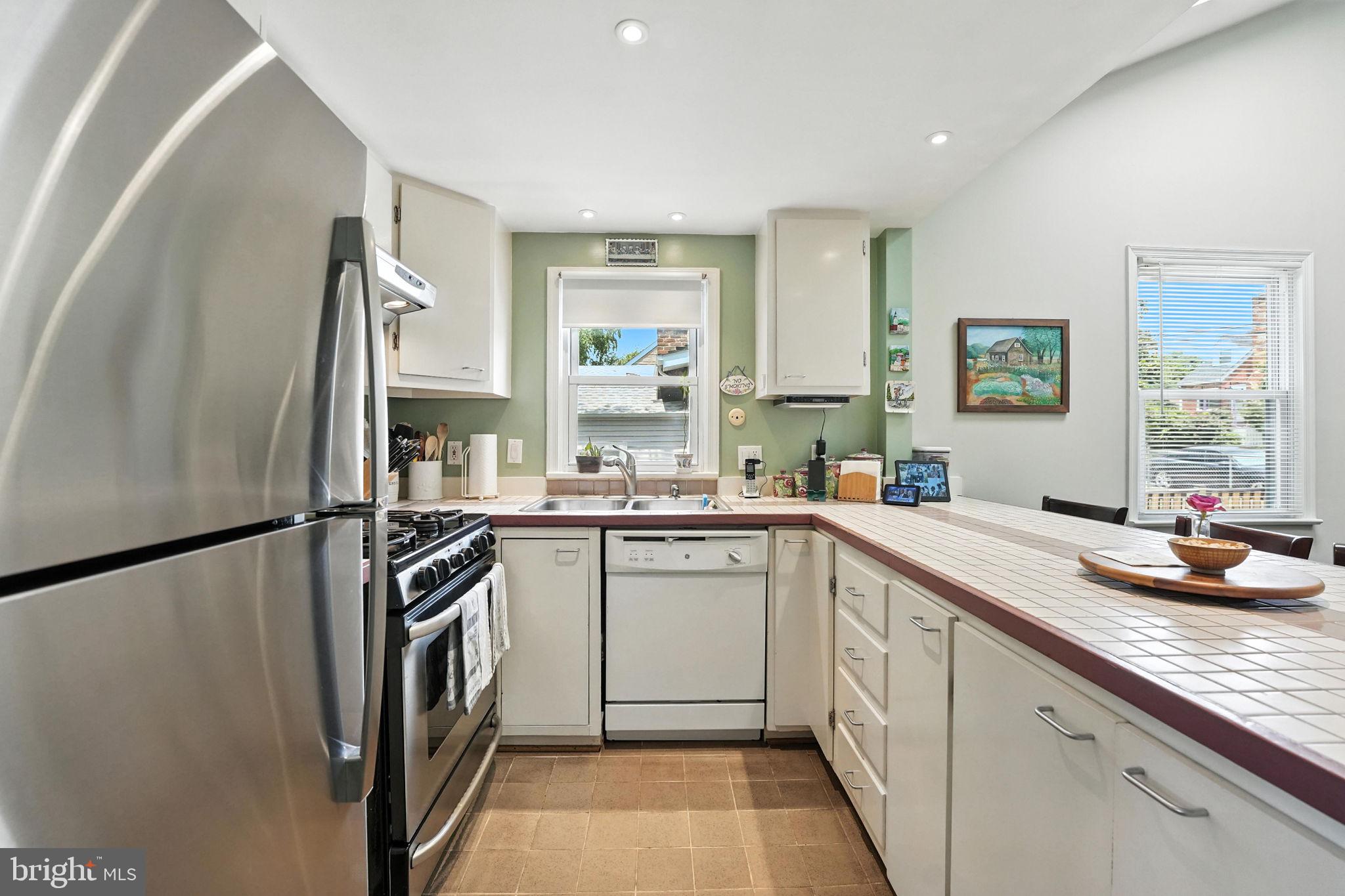 DOUGLAS PARK - Residential