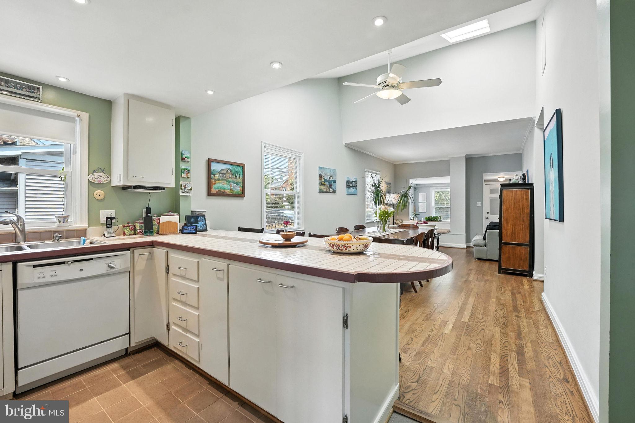 DOUGLAS PARK - Residential