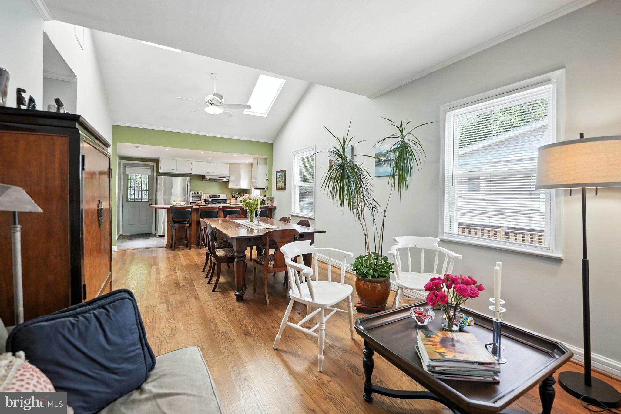 DOUGLAS PARK - Residential