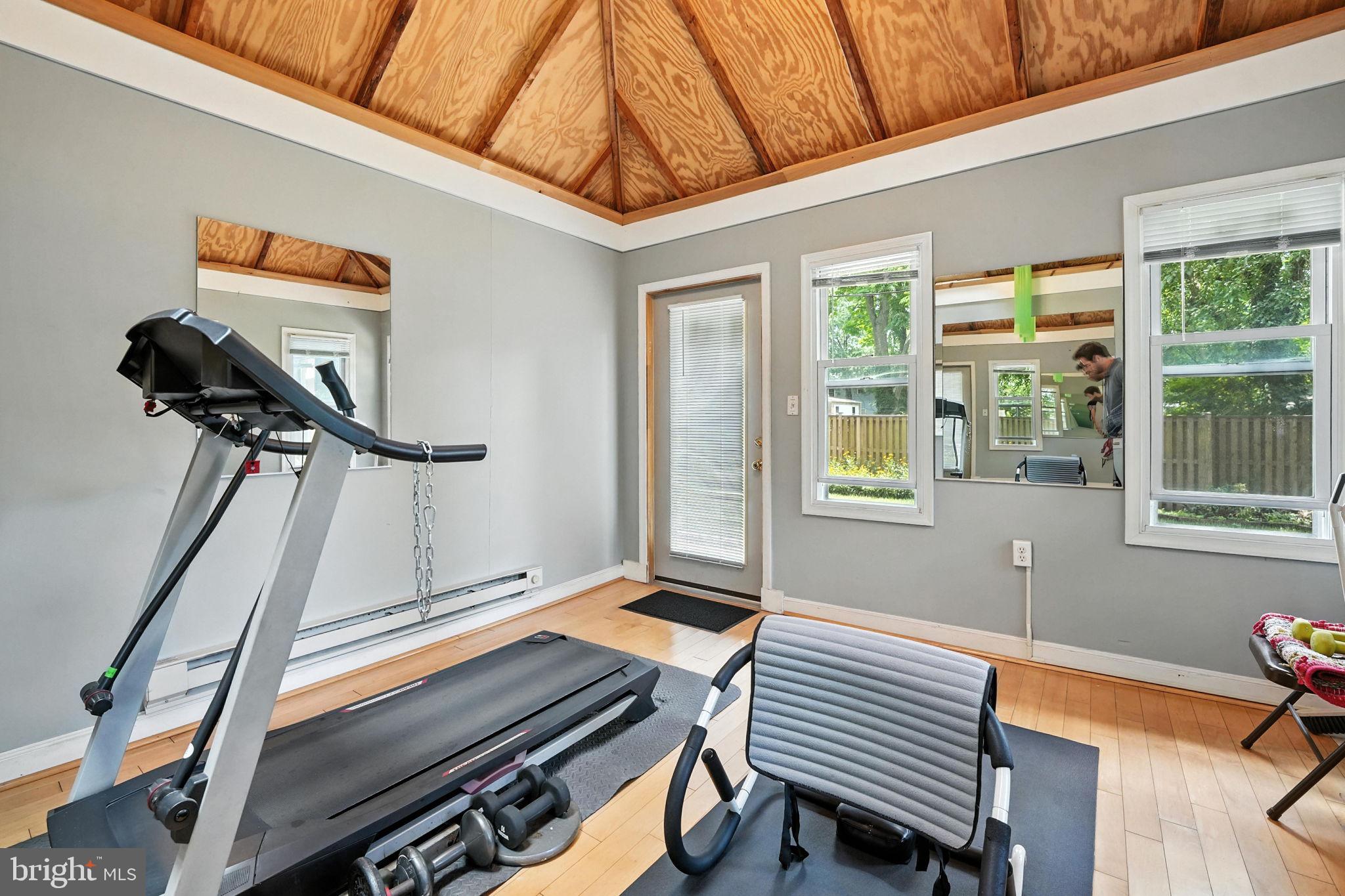 DOUGLAS PARK - Residential