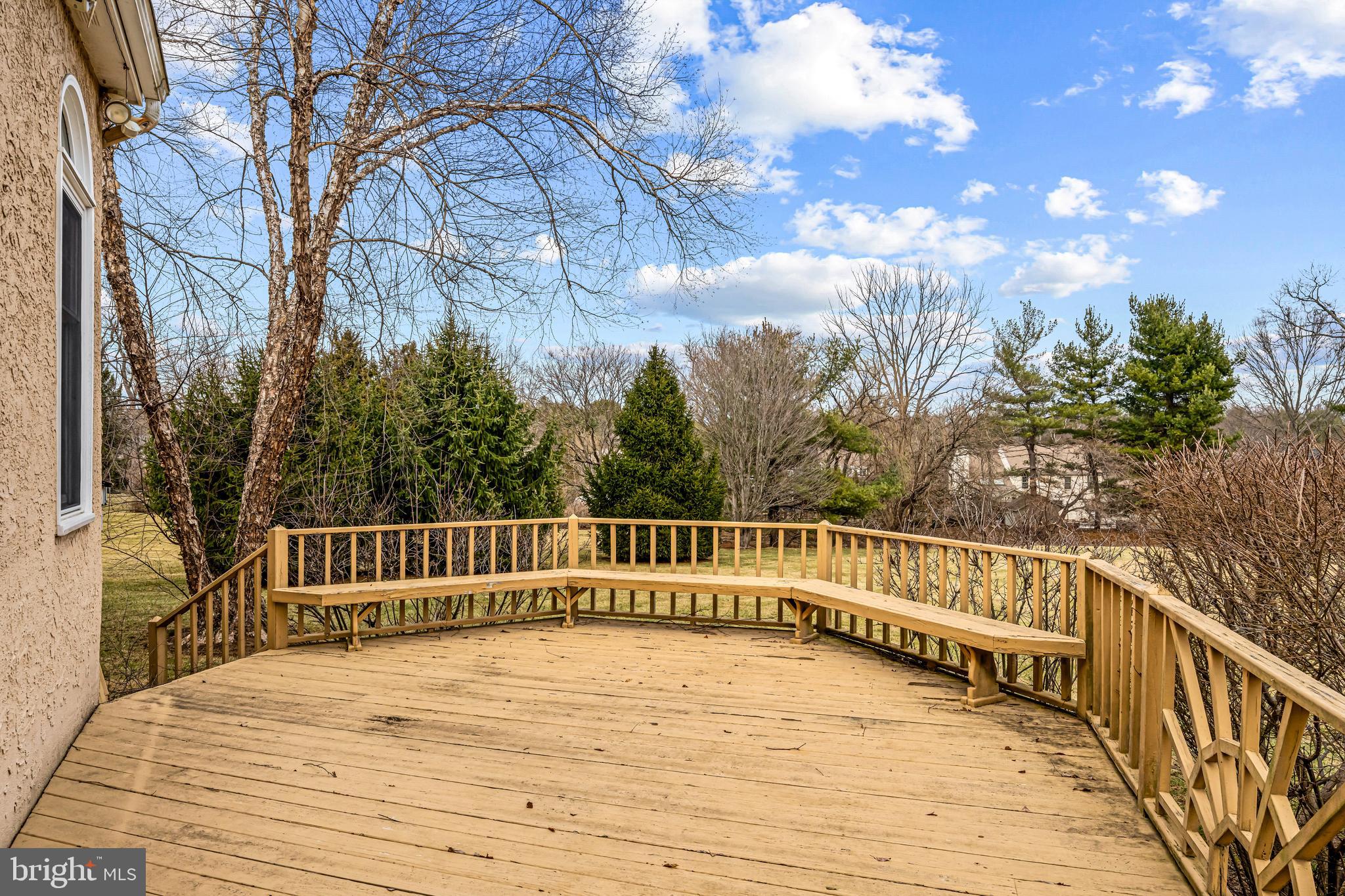 SUNWOOD FARM - Residential