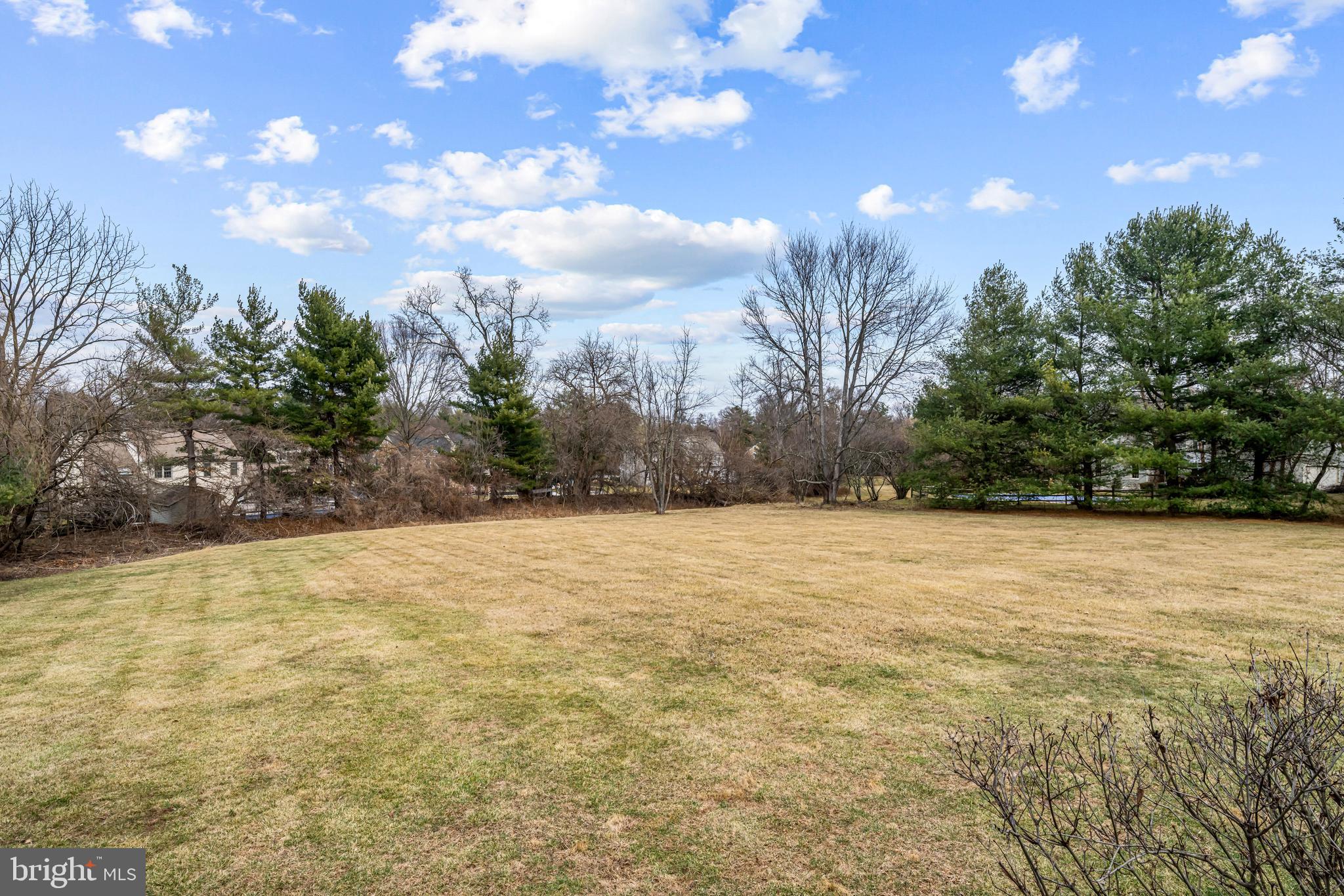 SUNWOOD FARM - Residential