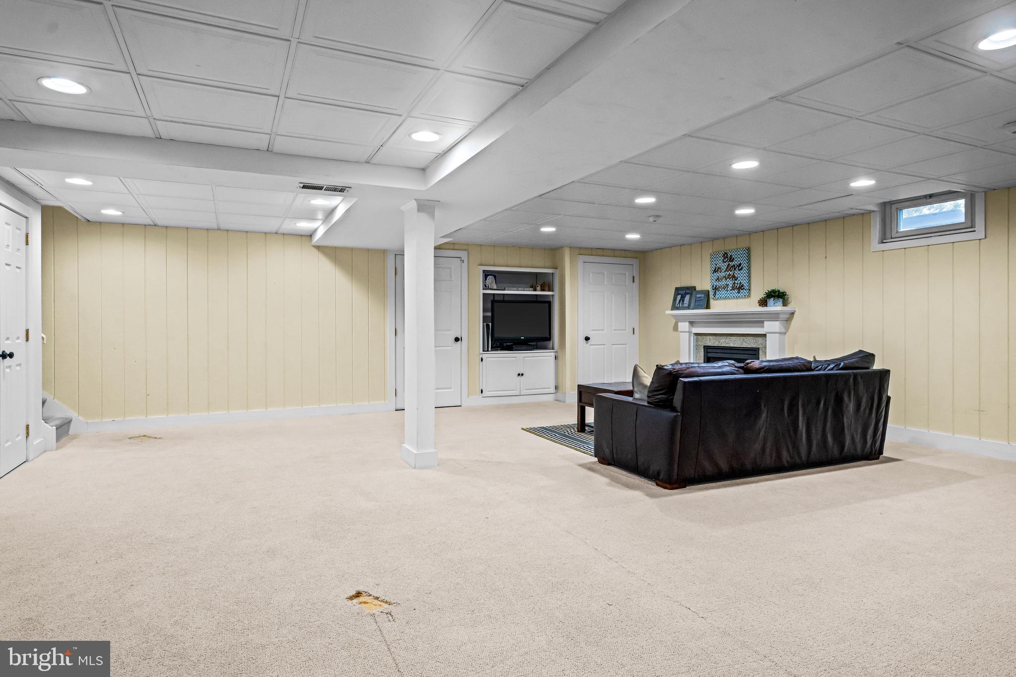 SUNWOOD FARM - Residential