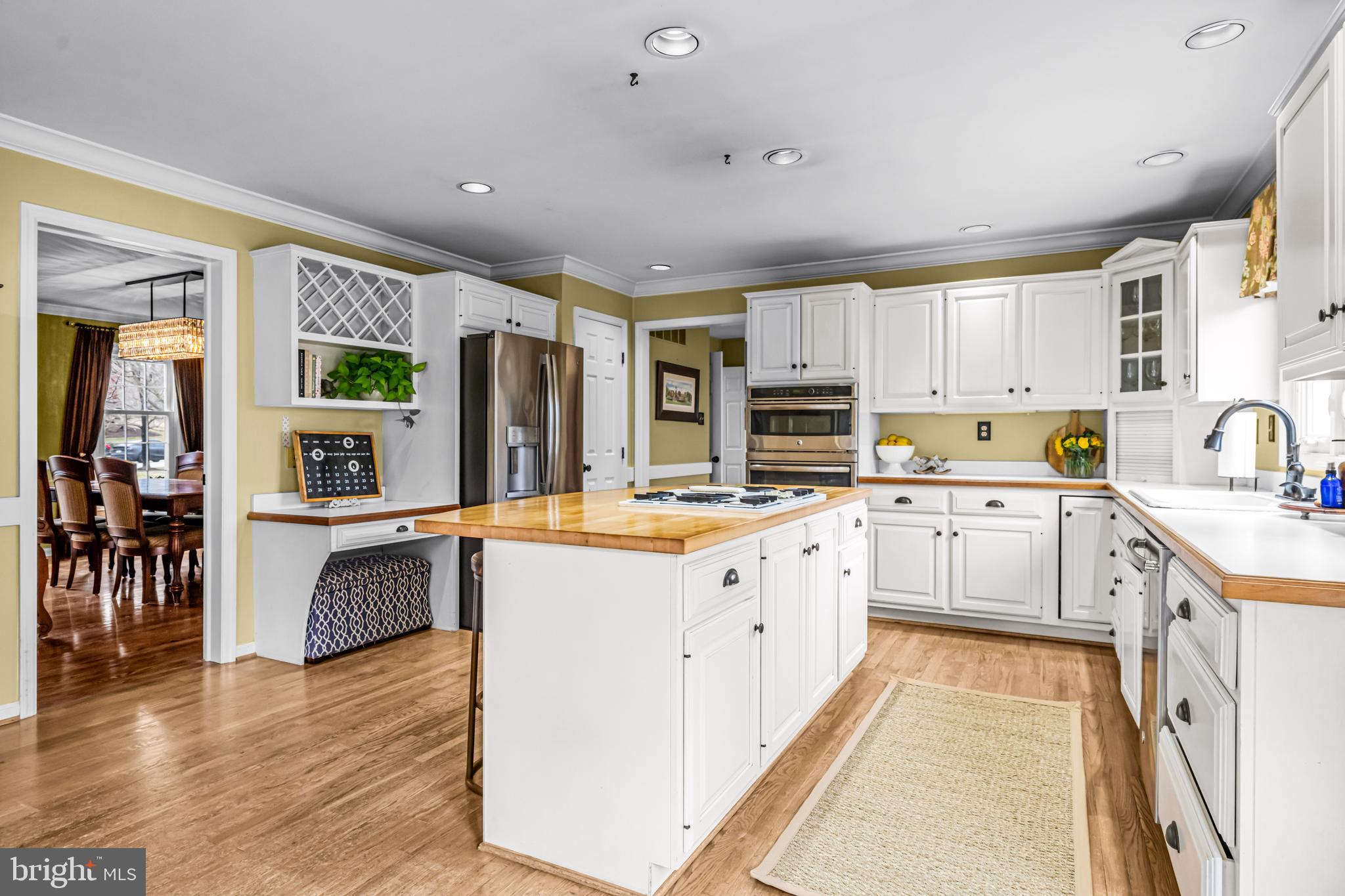 SUNWOOD FARM - Residential