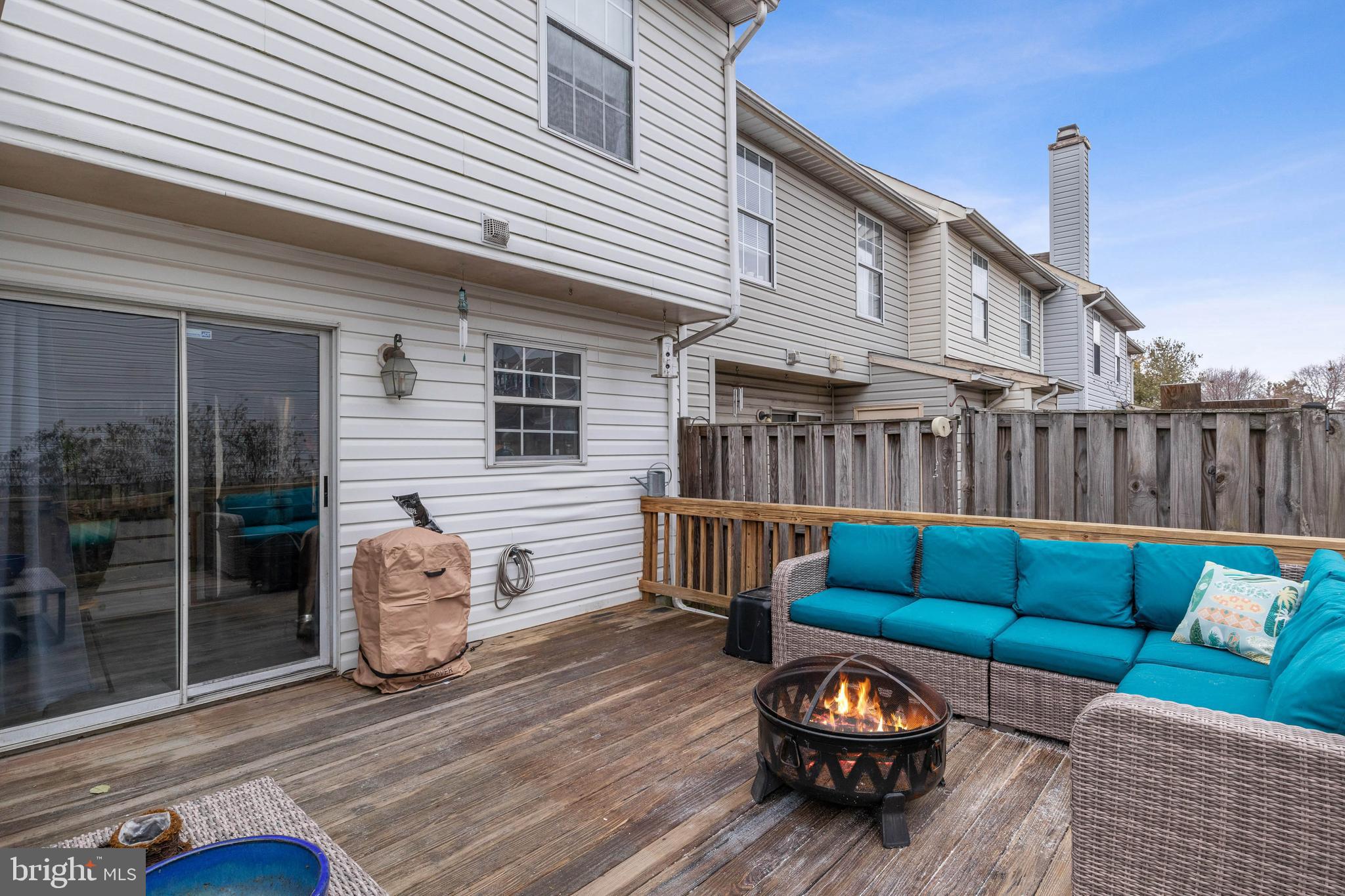 STONEY BEACH - Residential