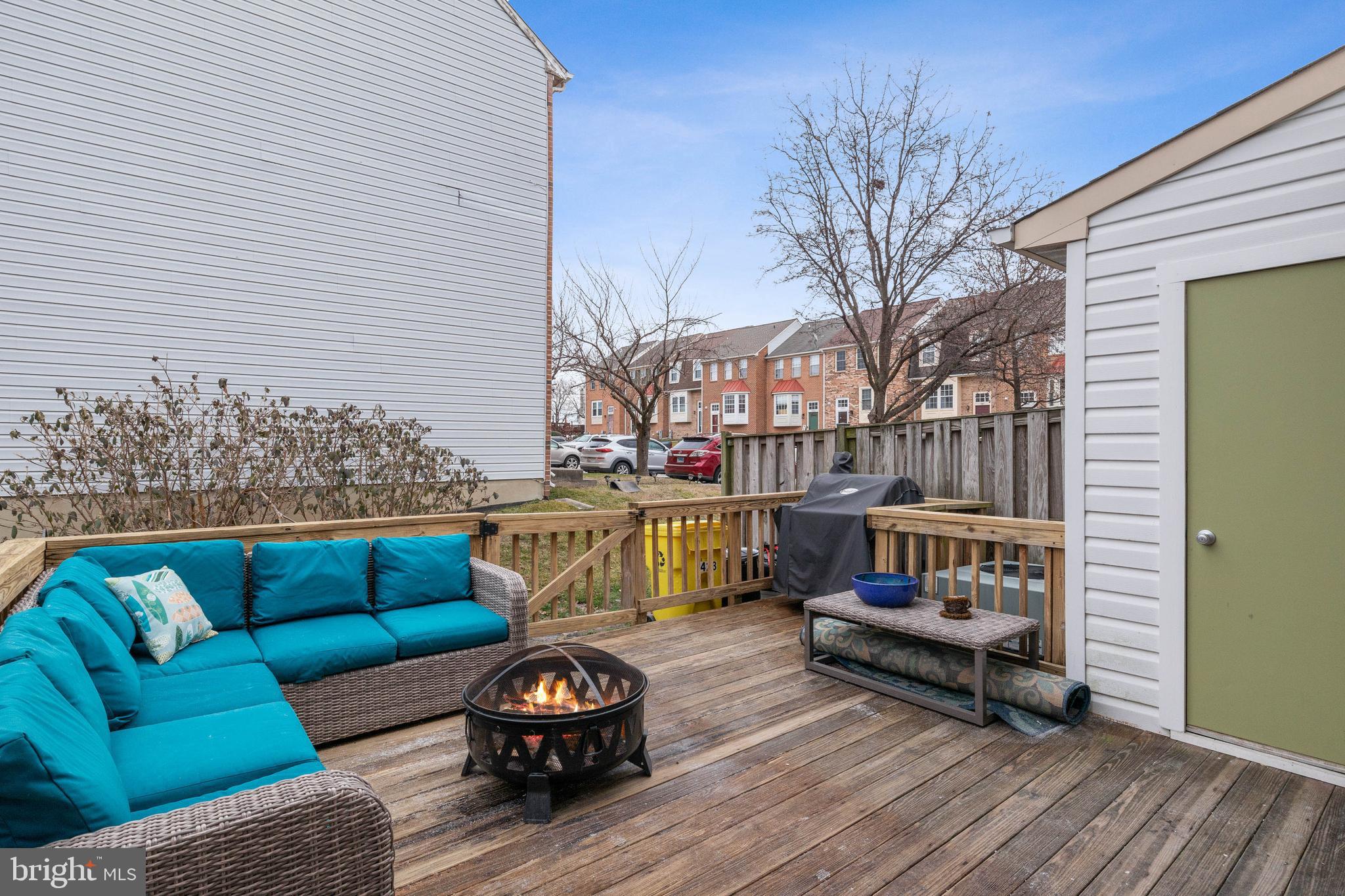 STONEY BEACH - Residential