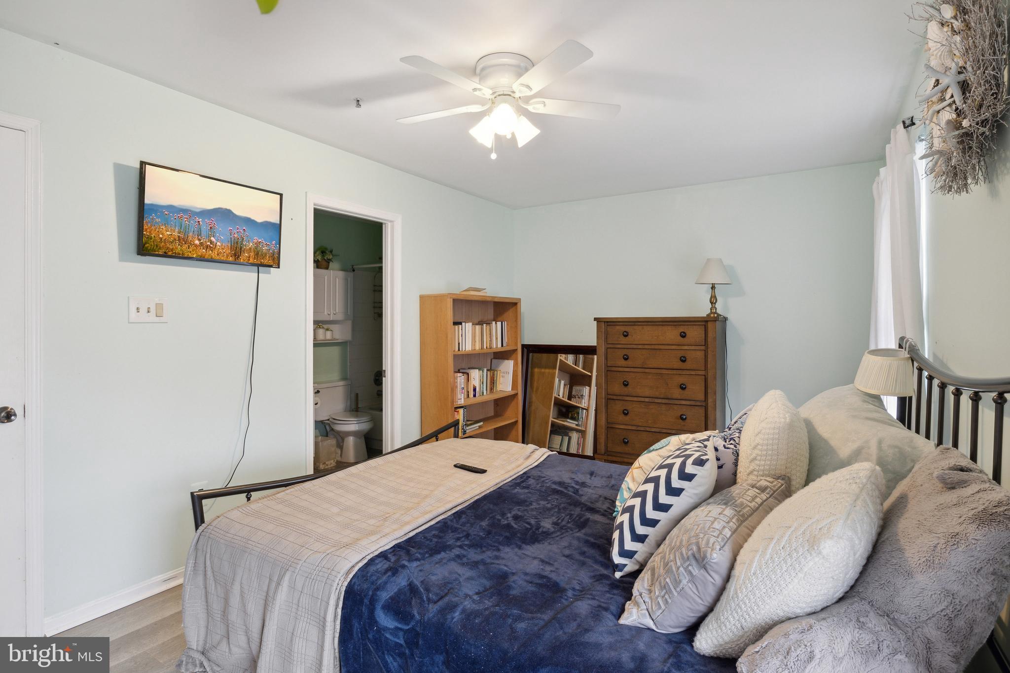 STONEY BEACH - Residential