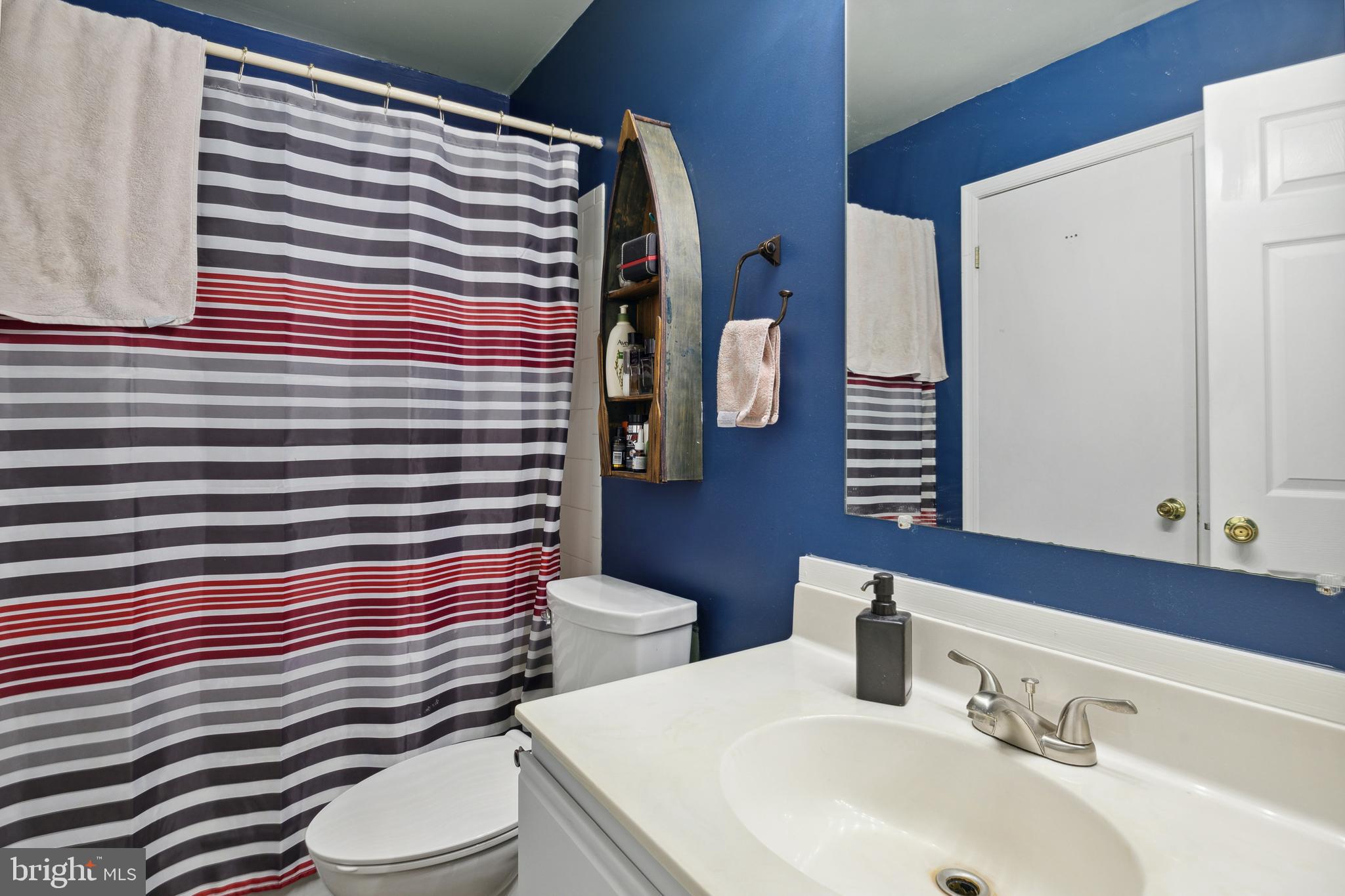 STONEY BEACH - Residential