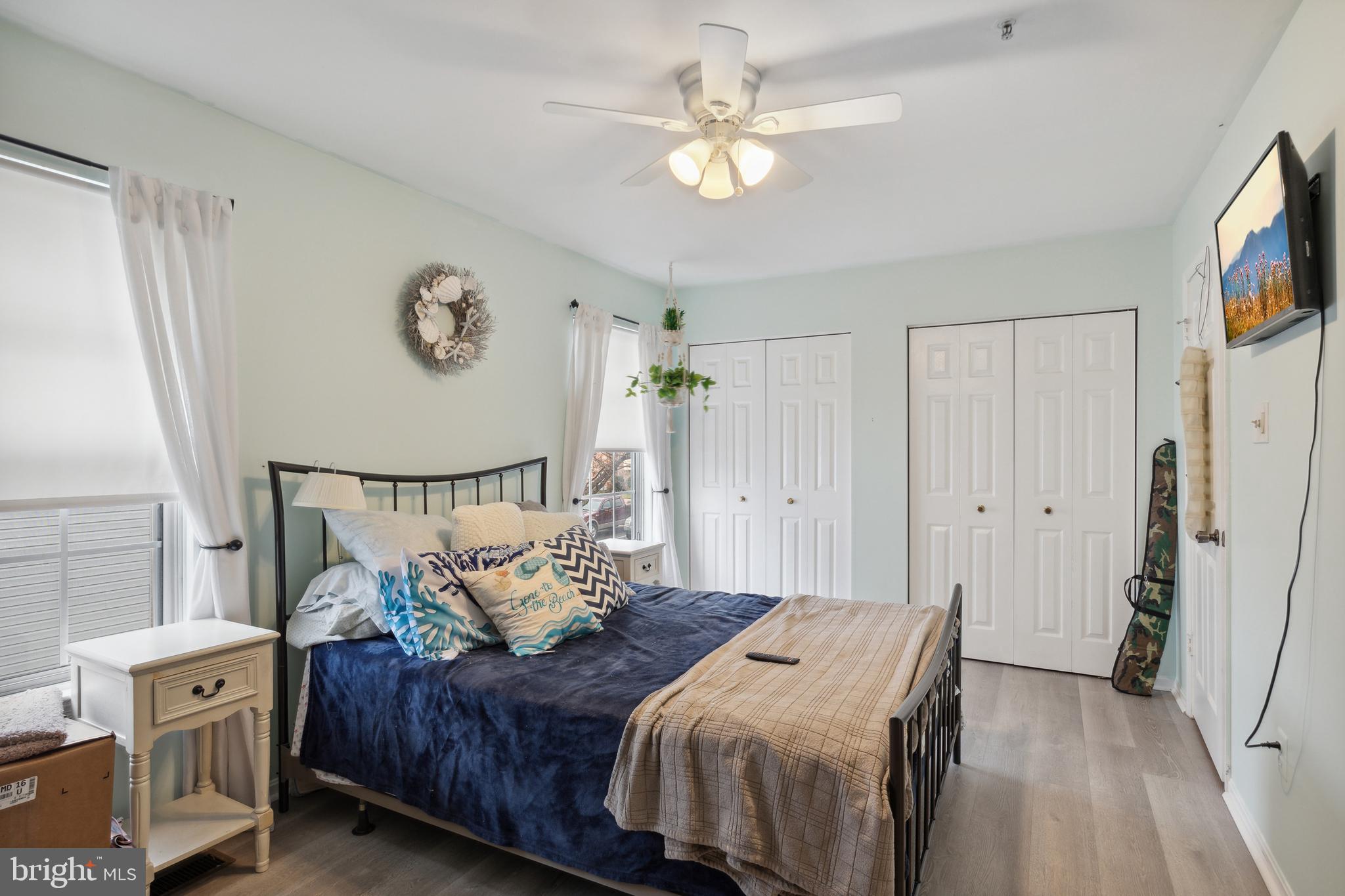 STONEY BEACH - Residential