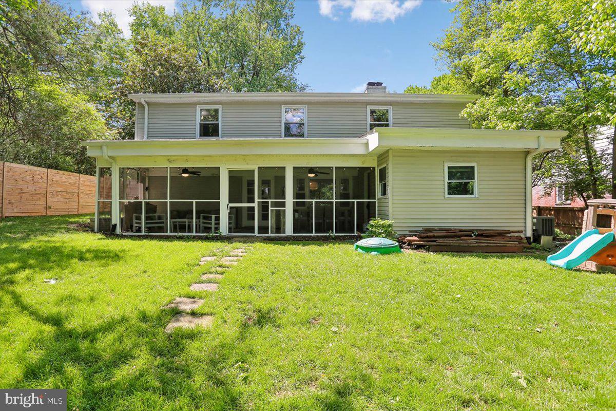 MAPLEWOOD MANOR - Residential