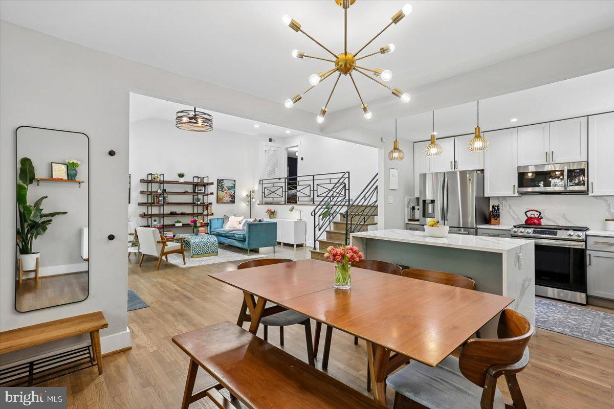 MAPLEWOOD MANOR - Residential