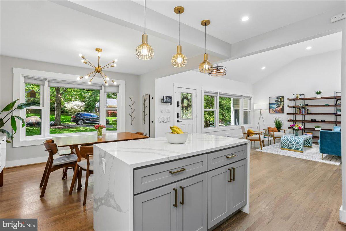 MAPLEWOOD MANOR - Residential
