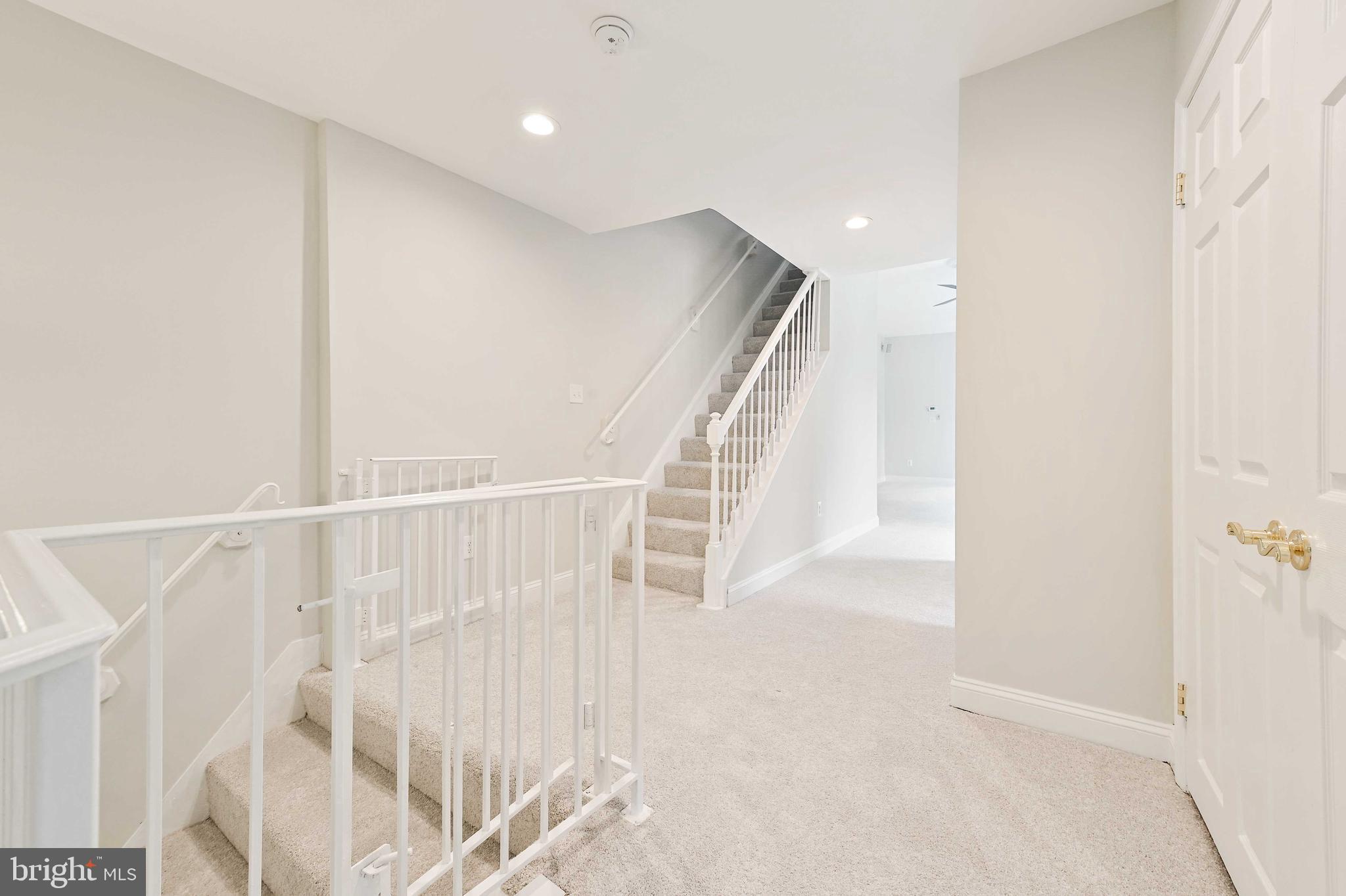 RIVERSIDE - Residential