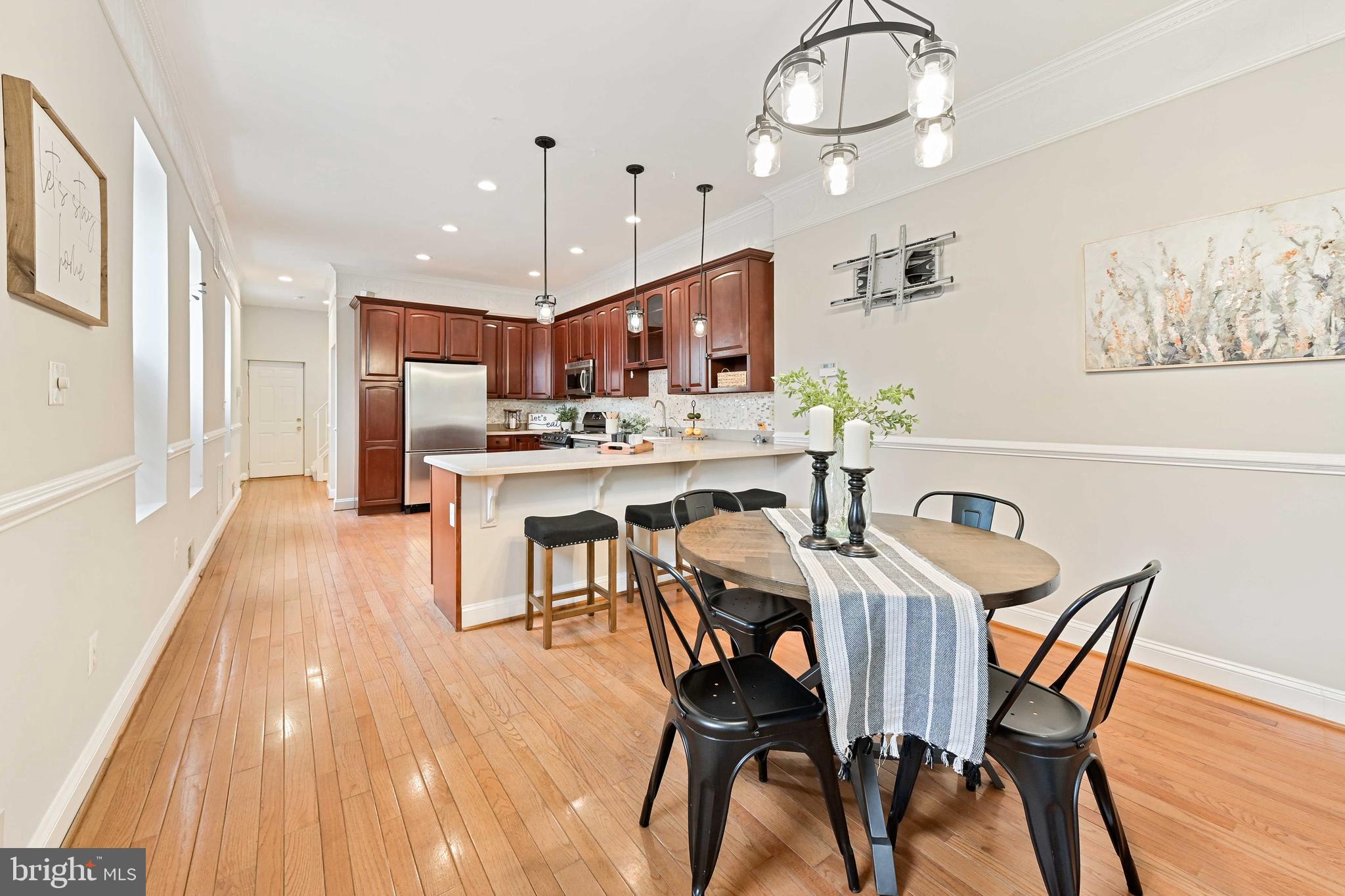 RIVERSIDE - Residential