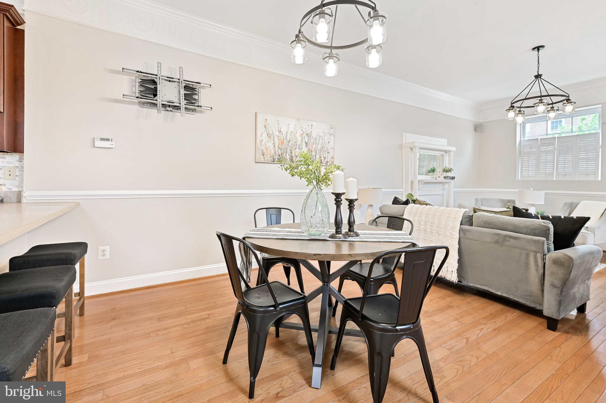 RIVERSIDE - Residential