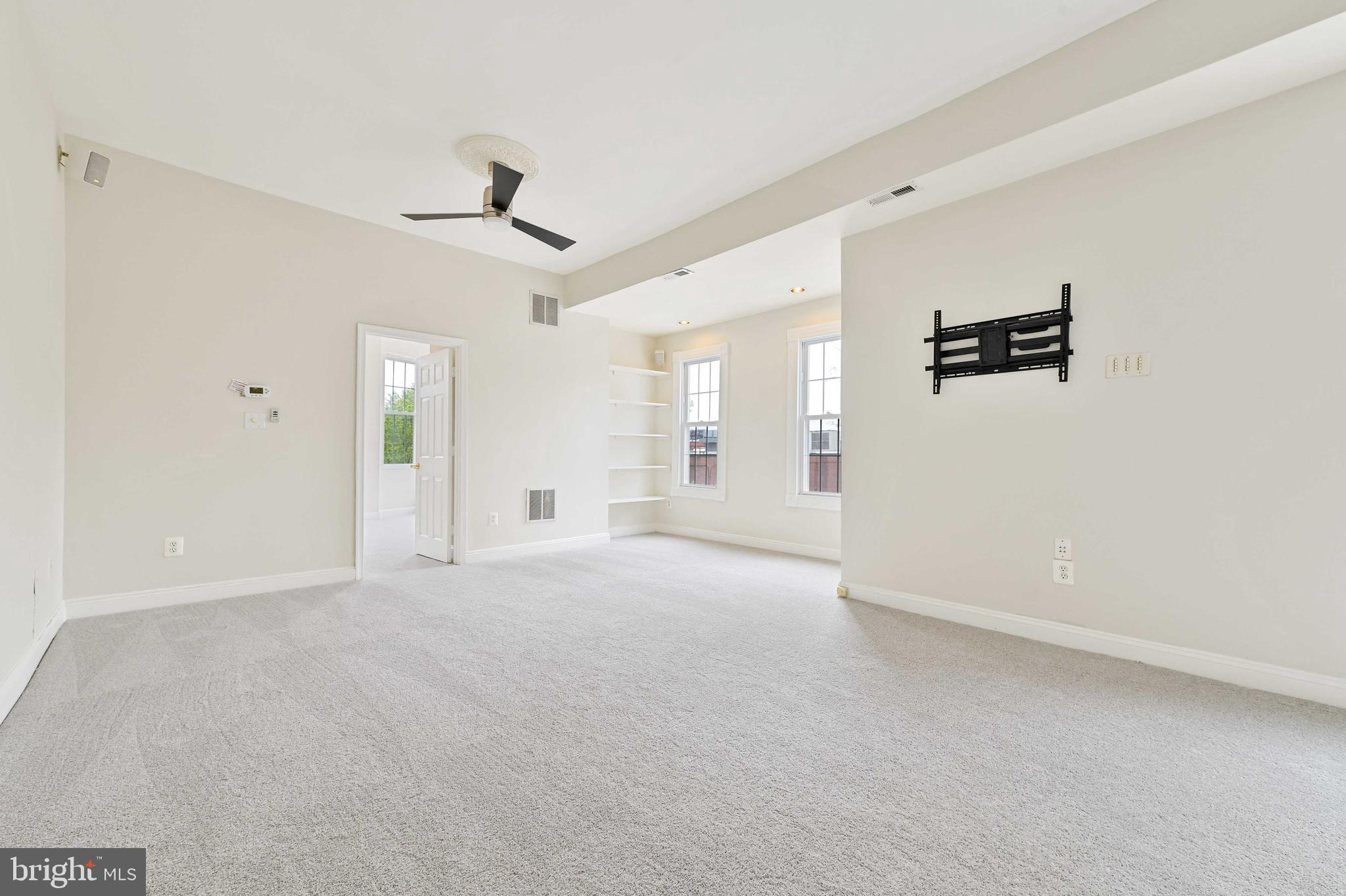 RIVERSIDE - Residential