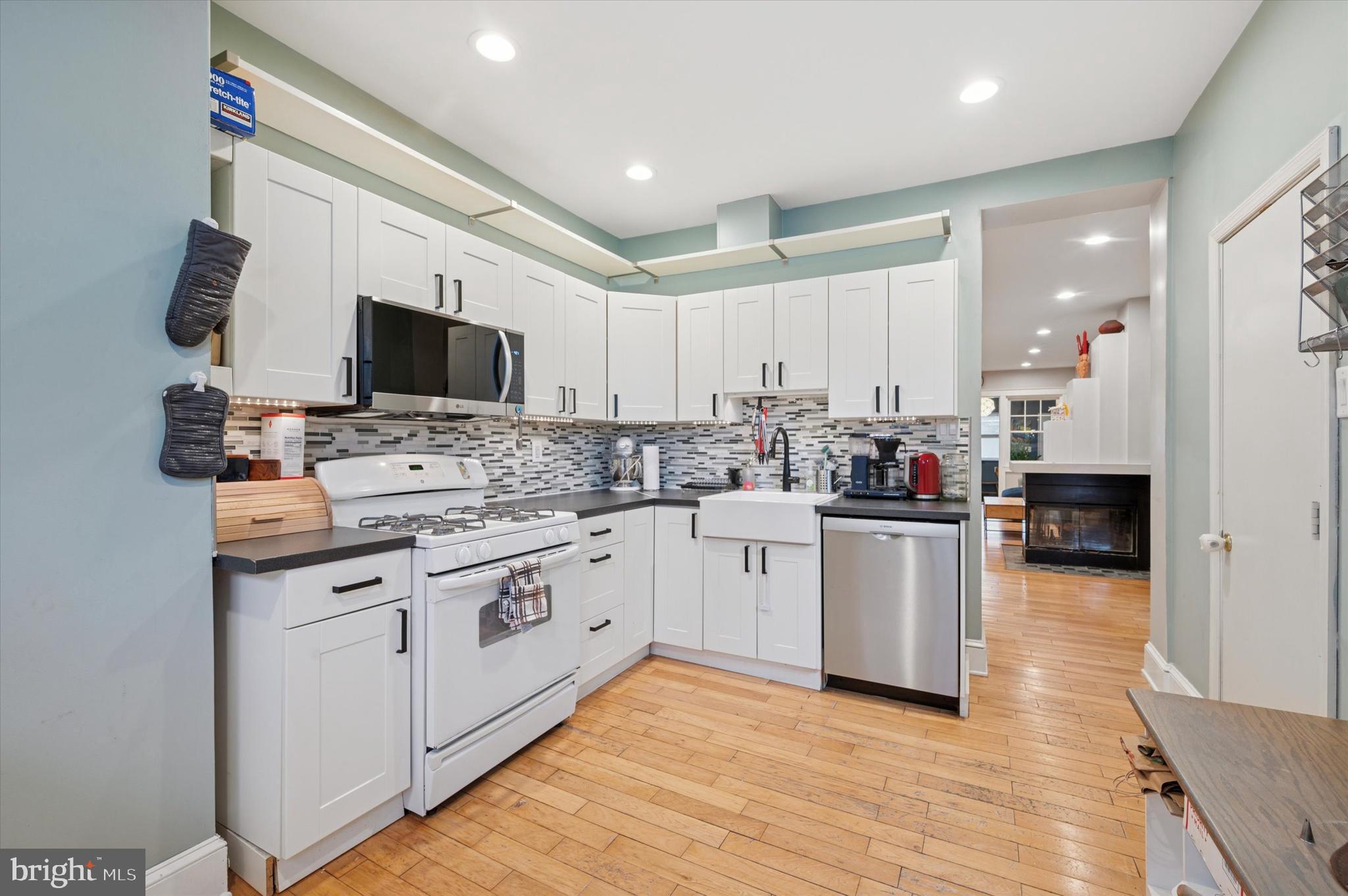 FAIRMOUNT - Residential