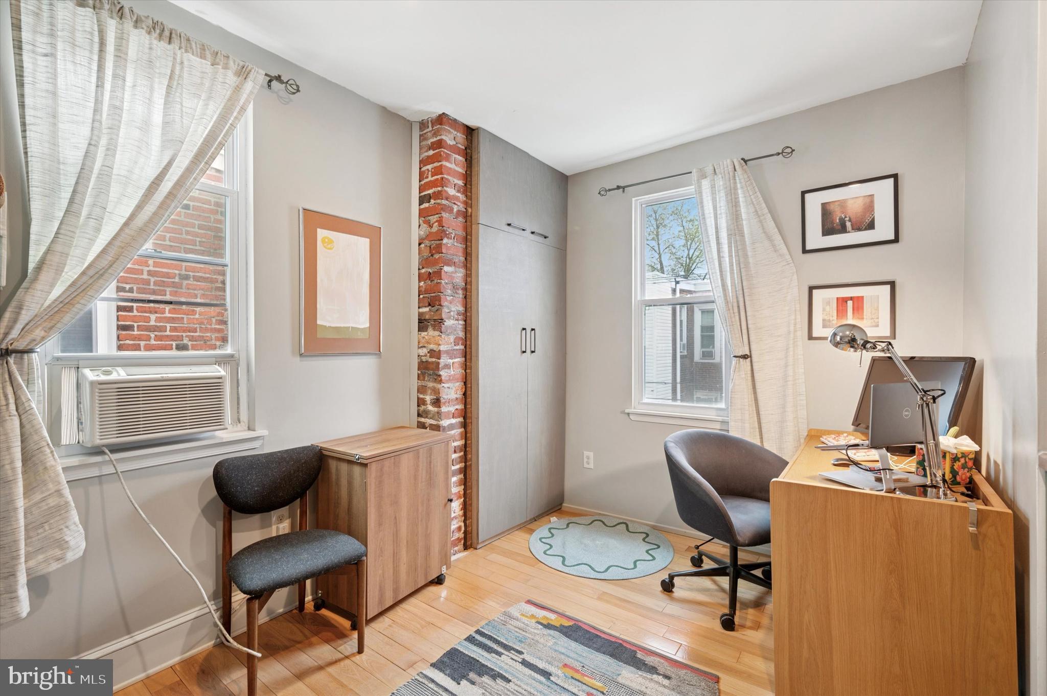 FAIRMOUNT - Residential