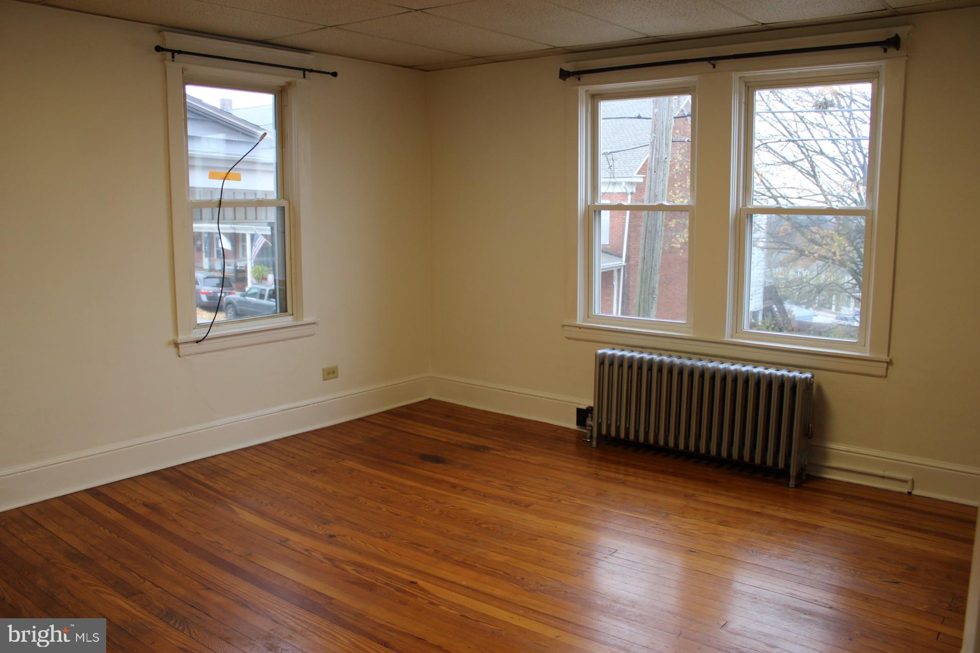 300 1ST AVENUE 2 REAR