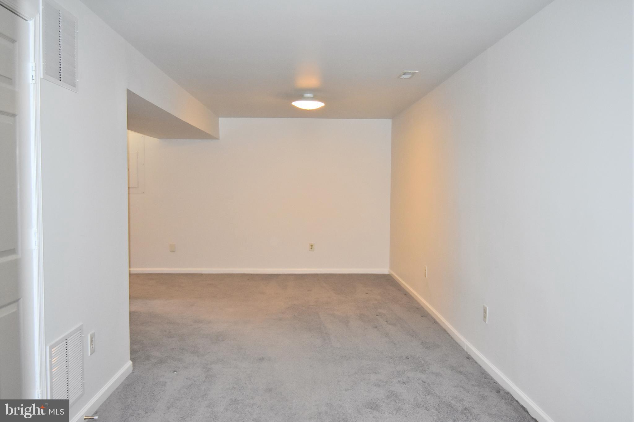 KENWOOD PARK - Residential