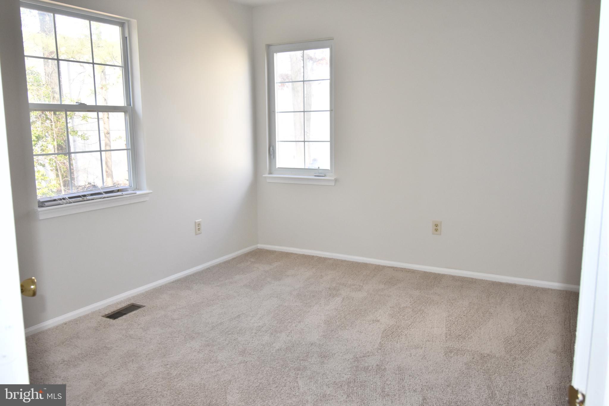 KENWOOD PARK - Residential