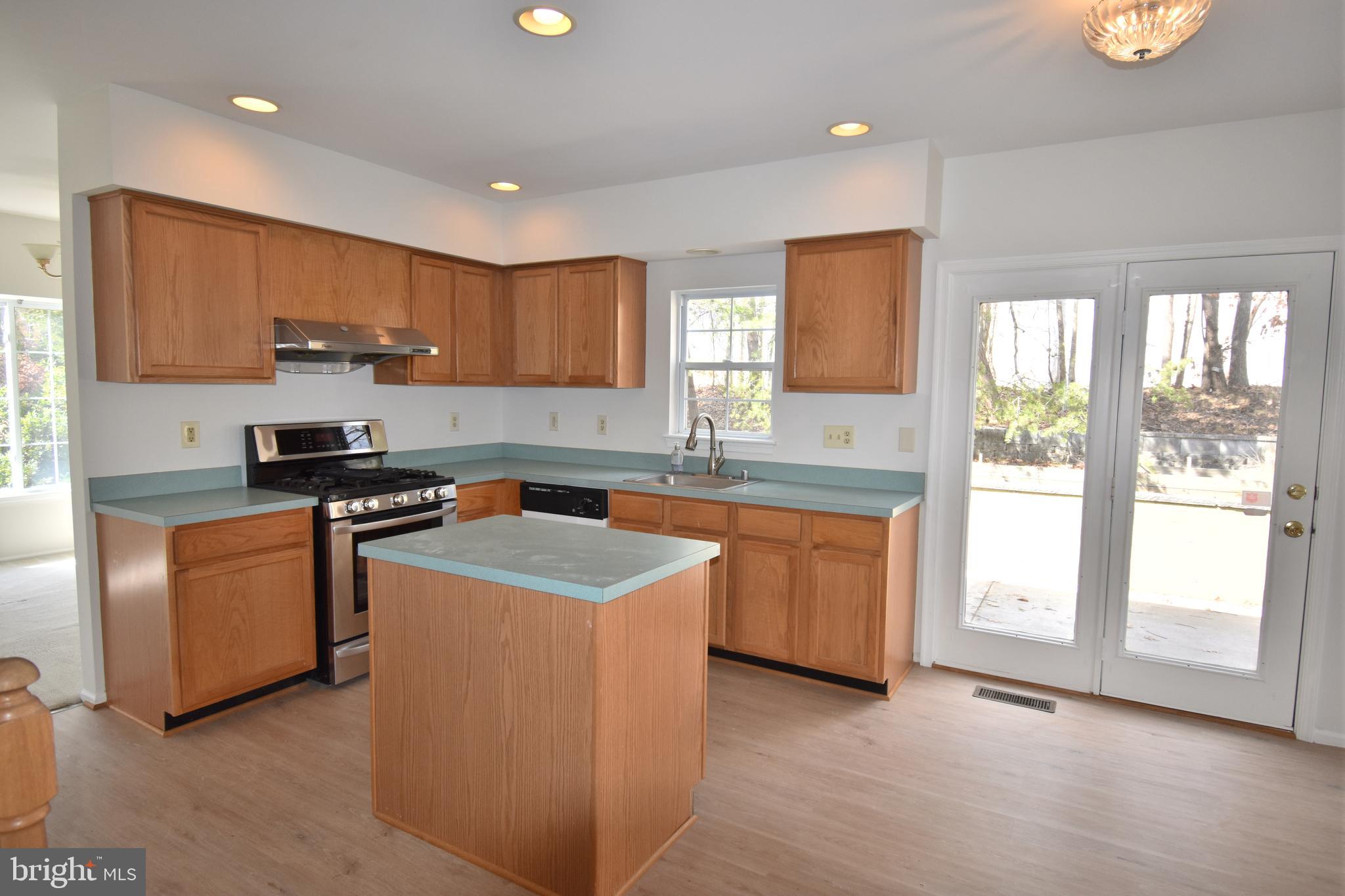 KENWOOD PARK - Residential