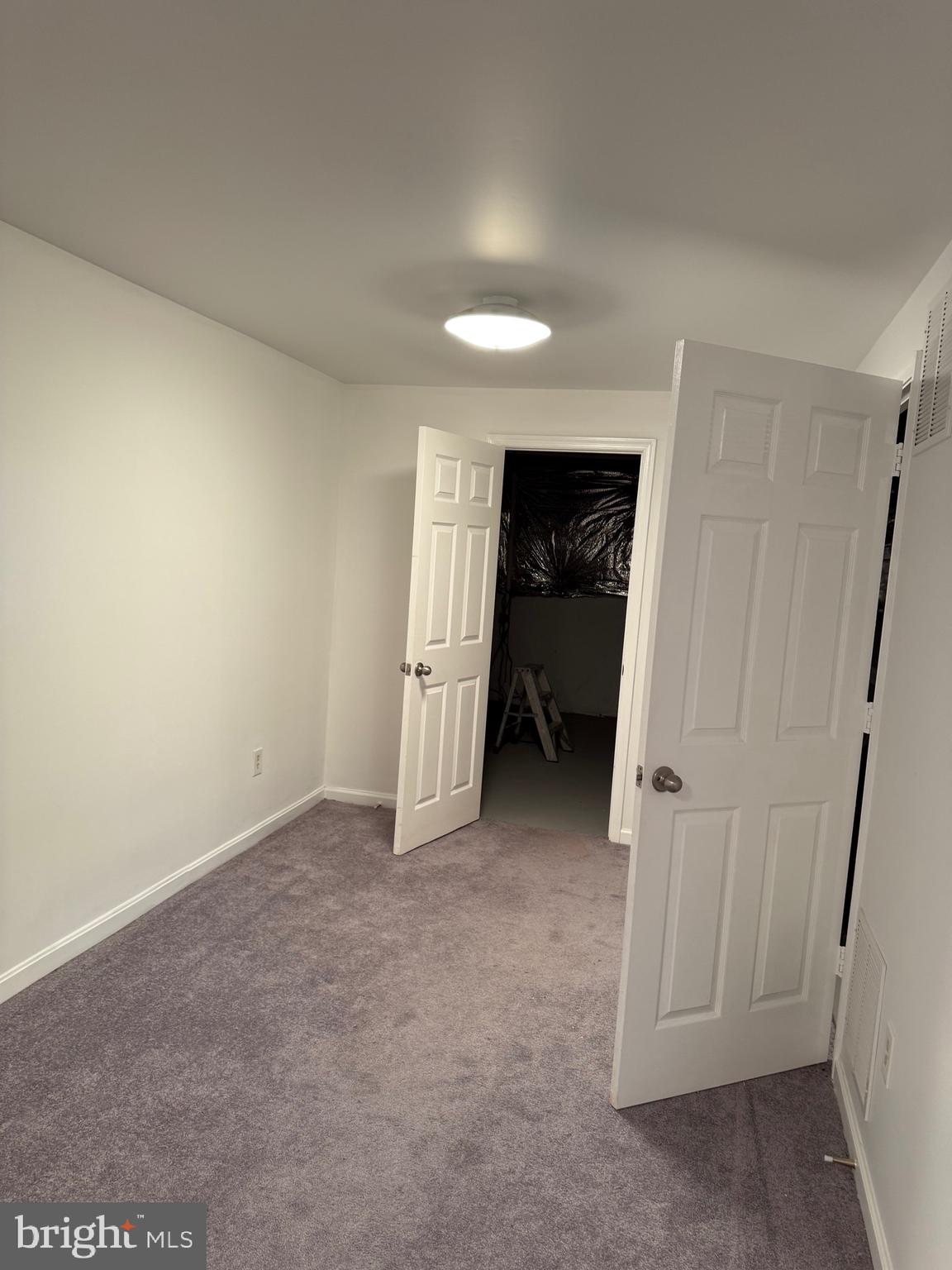 KENWOOD PARK - Residential