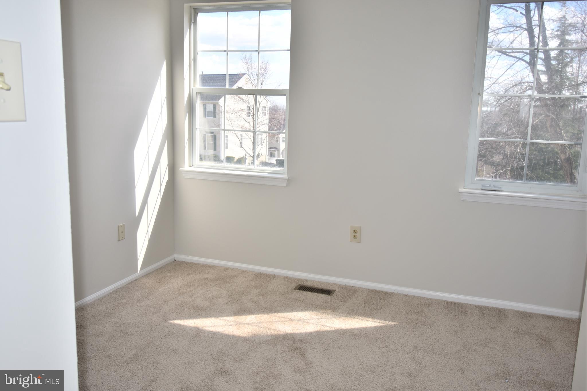 KENWOOD PARK - Residential