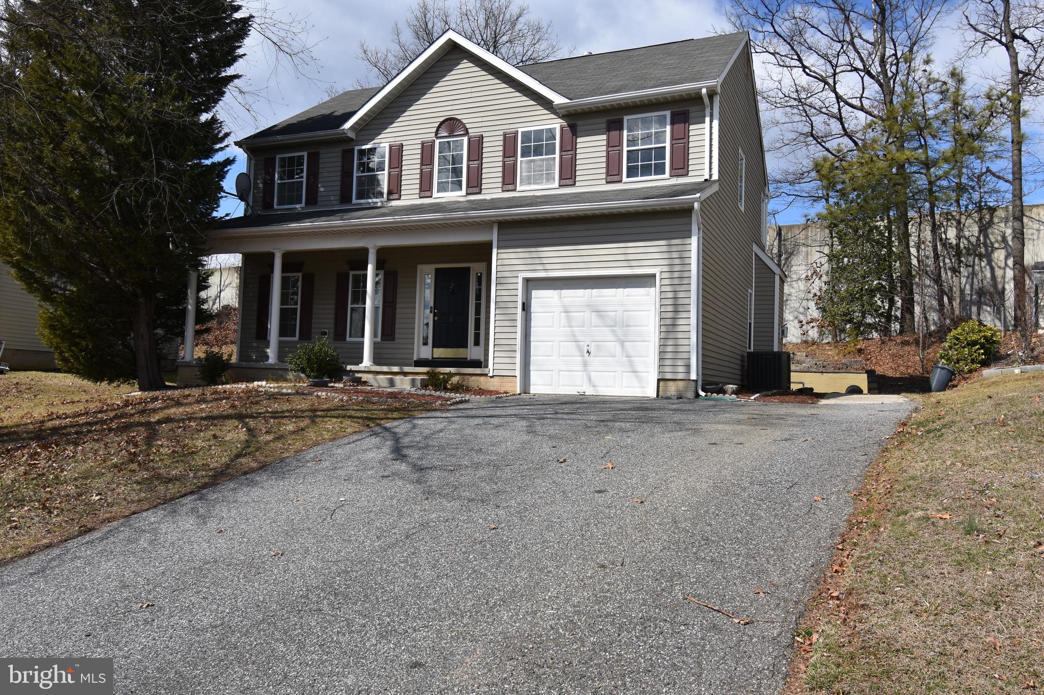 6 CHRISWELL COURT
