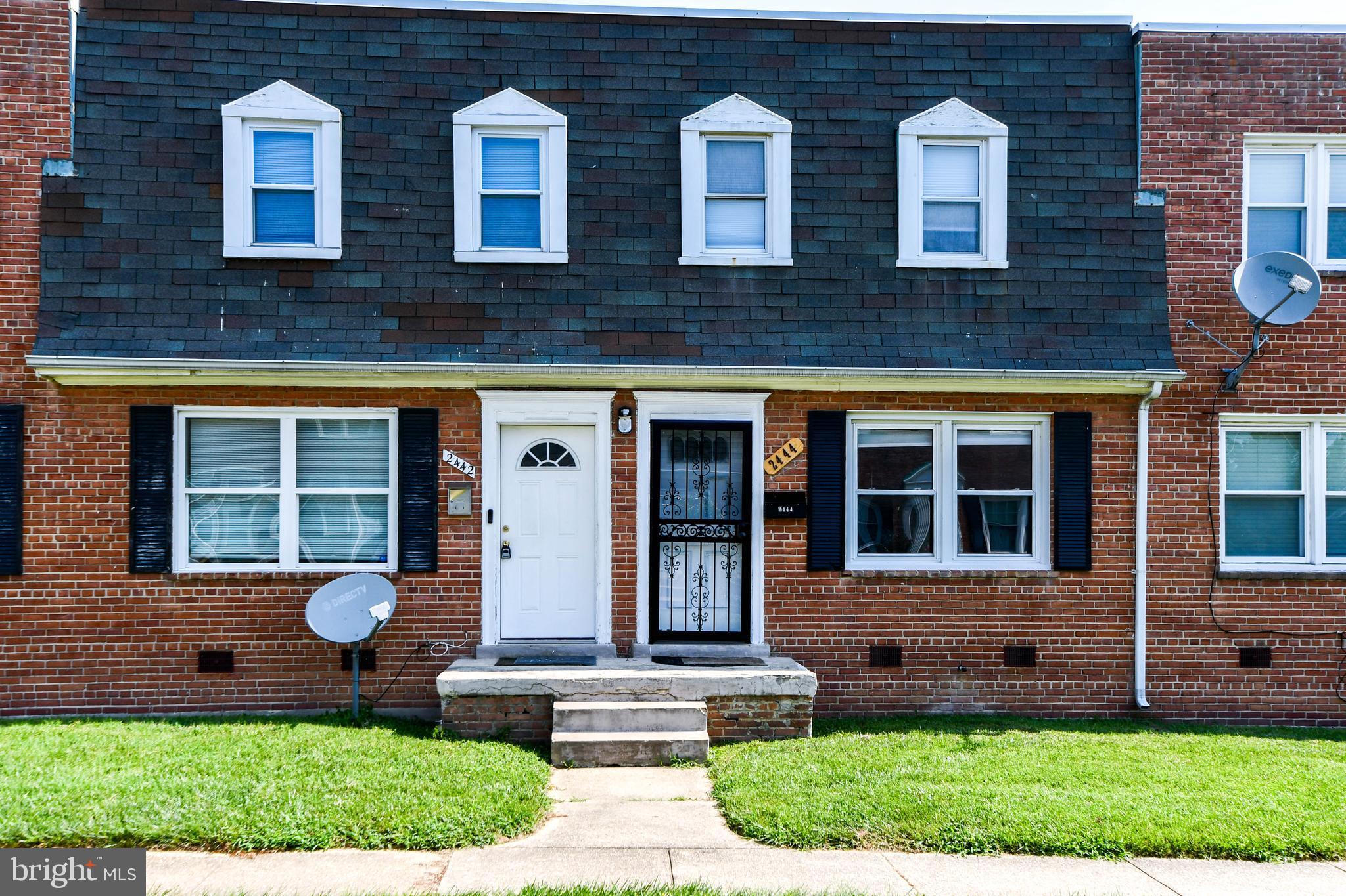 IVERSON MEWS CONDOMINIUM - Residential Lease